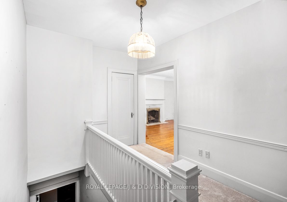 58 Lascelles Boulevard, Toronto, ON M5P 2E1 photo 2