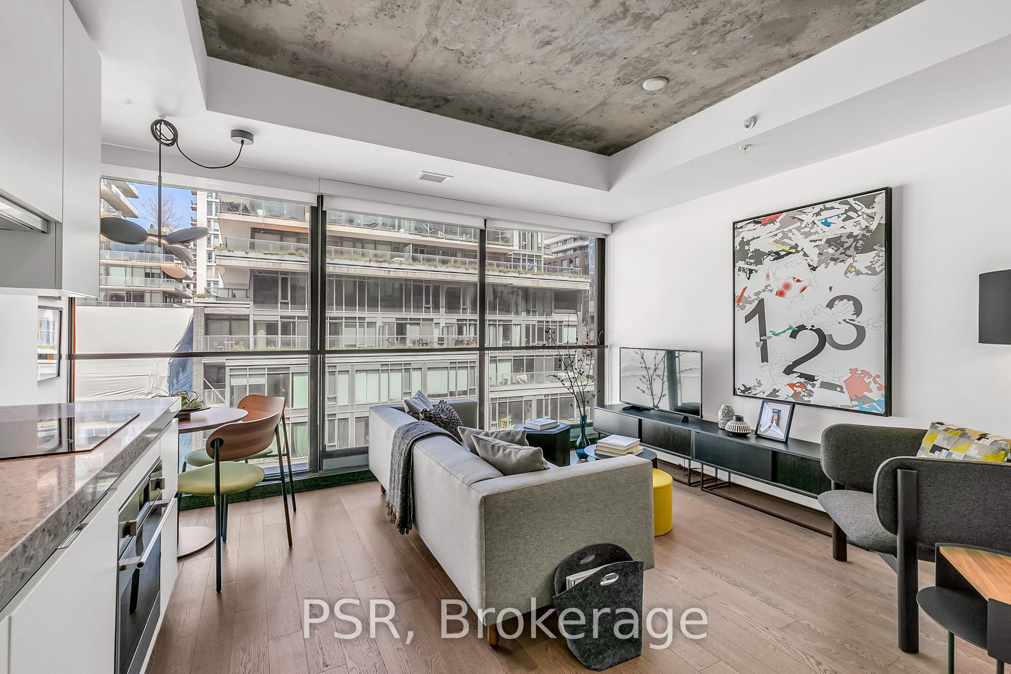 629 King Street W 620, Toronto, ON M5V 1M5 photo 5