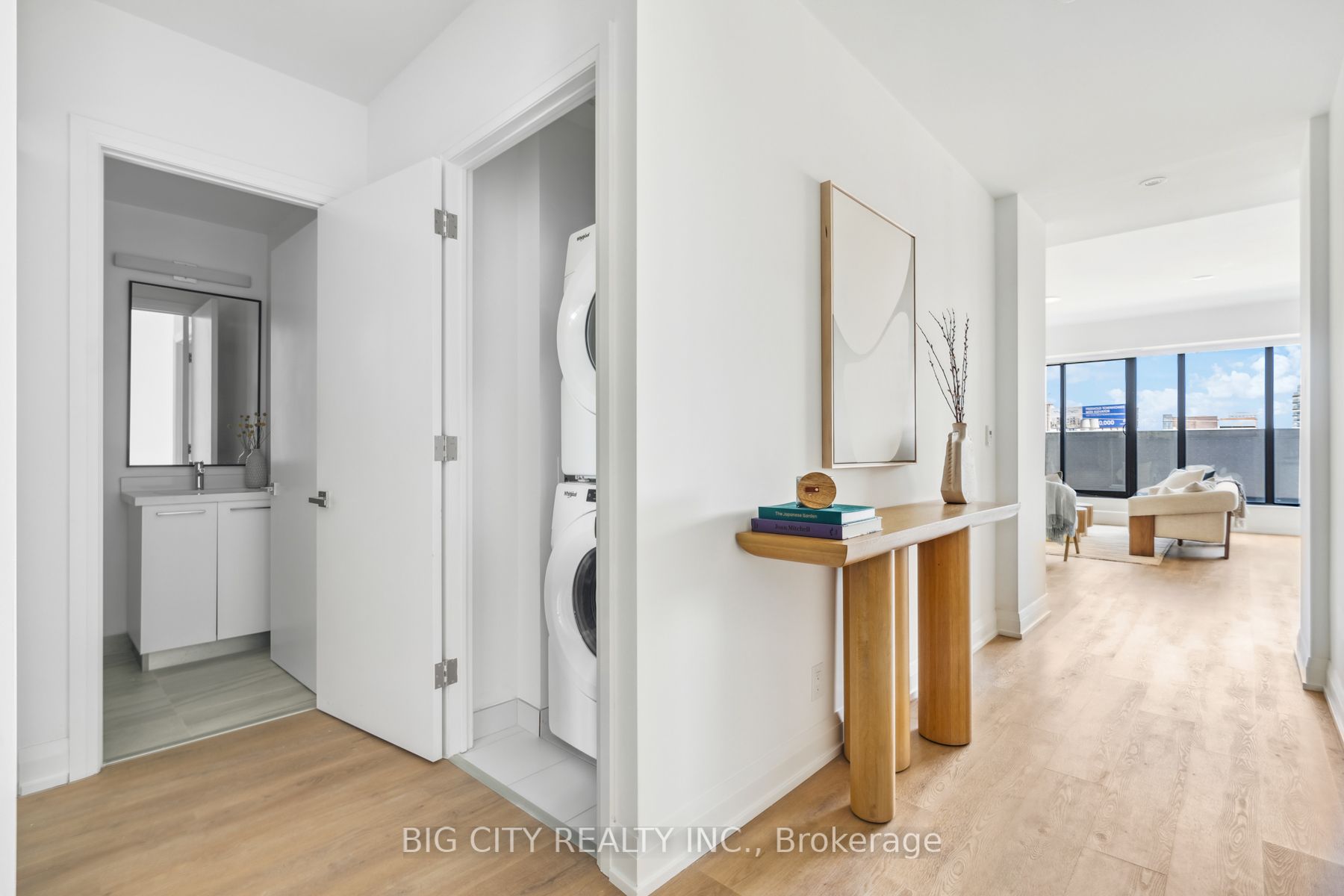 36 Brentcliffe Road 214, Toronto, ON M4G 0E1 photo 4