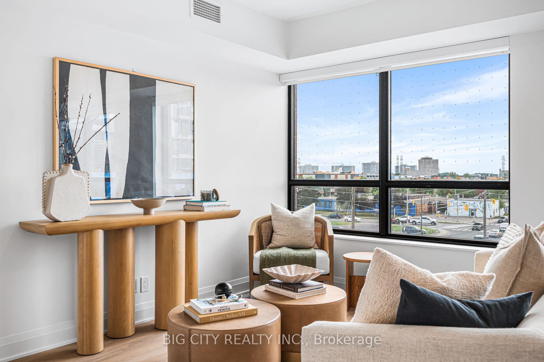 36 Brentcliffe Road 517, Toronto, ON M4G 0E1 photo 3