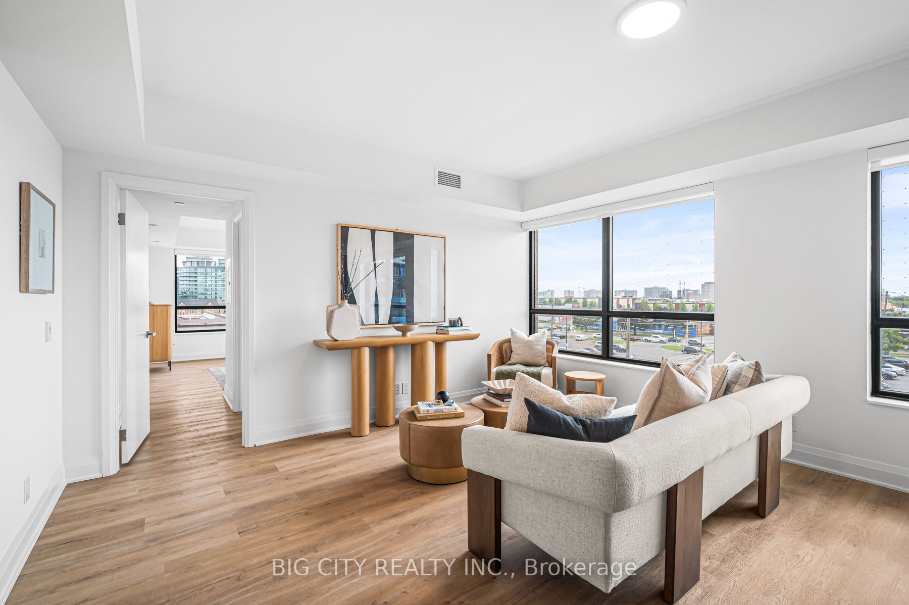 36 Brentcliffe Road 517, Toronto, ON M4G 0E1 photo 4