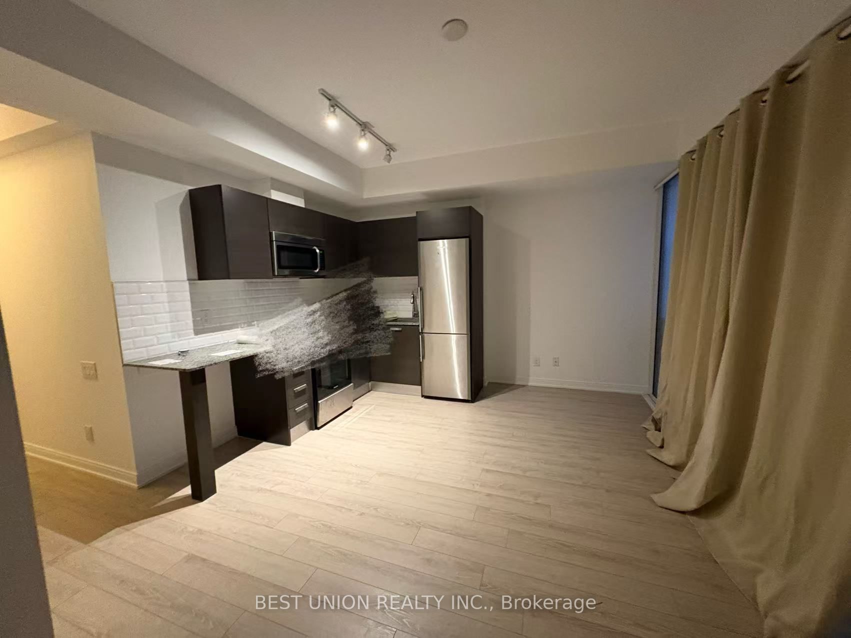 42 CHARLES Street E 2106, Toronto, ON M4Y 0B7 photo 2