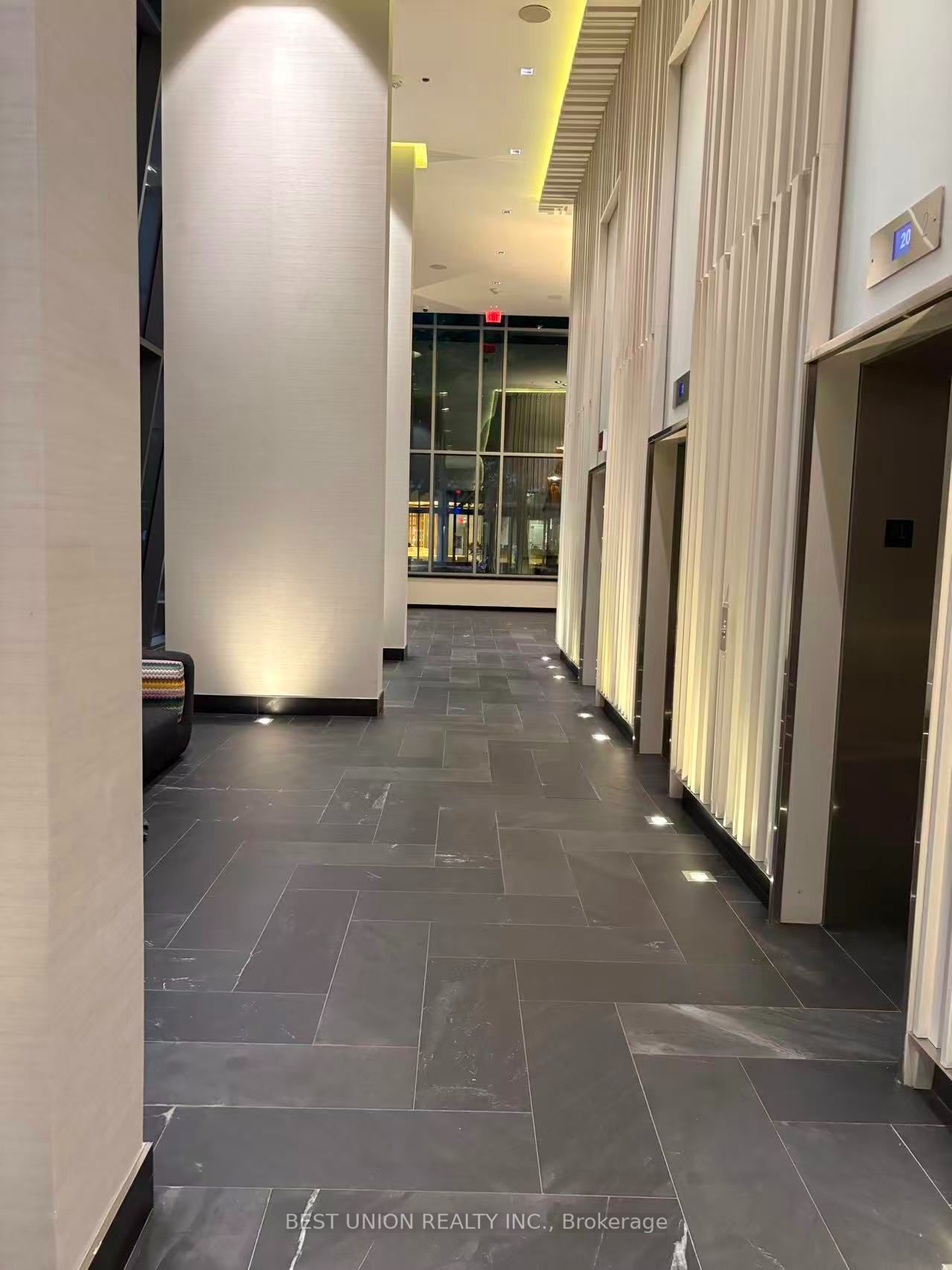 42 CHARLES Street E 2106, Toronto, ON M4Y 0B7 photo 4