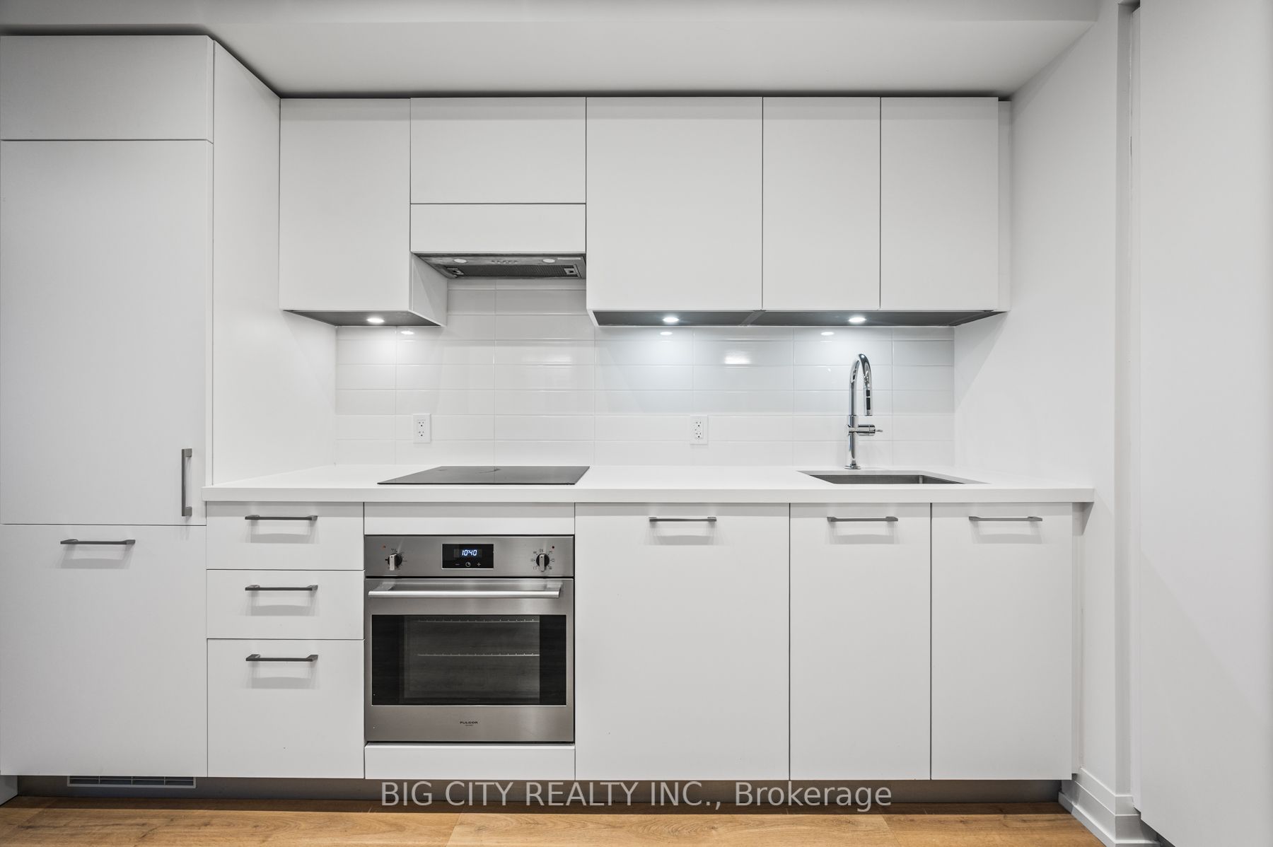 36 Brentcliffe Road 714, Toronto, ON M4G 0E1 photo 5