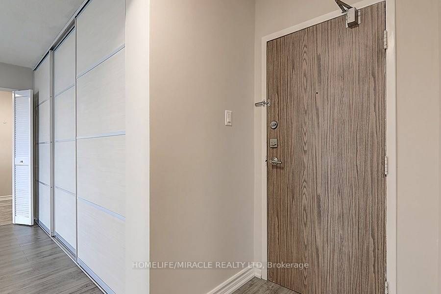 260 Seneca Hill Drive 1012S, Toronto, ON M2J 4S6 photo 2