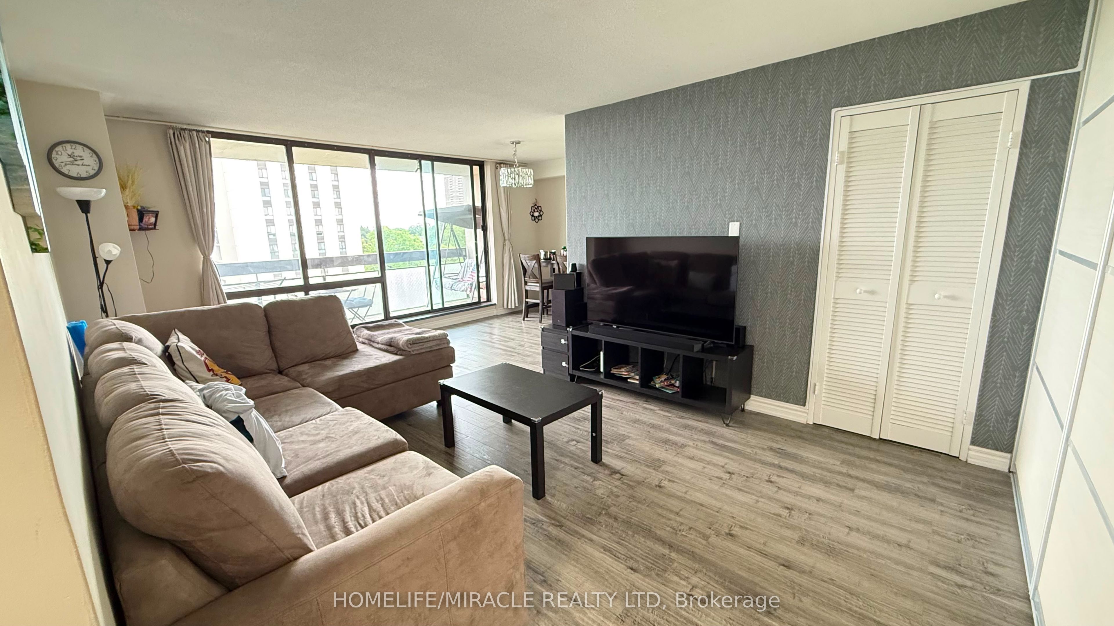 260 Seneca Hill Drive 1012S, Toronto, ON M2J 4S6 photo 3