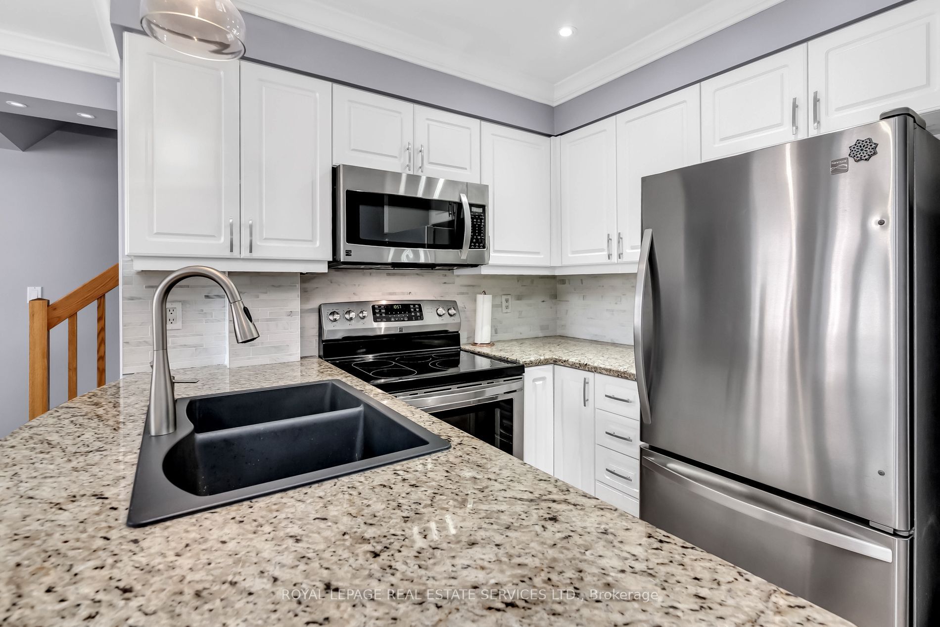 415 Jarvis Street 309, Toronto, ON M4Y 3C1 photo 5