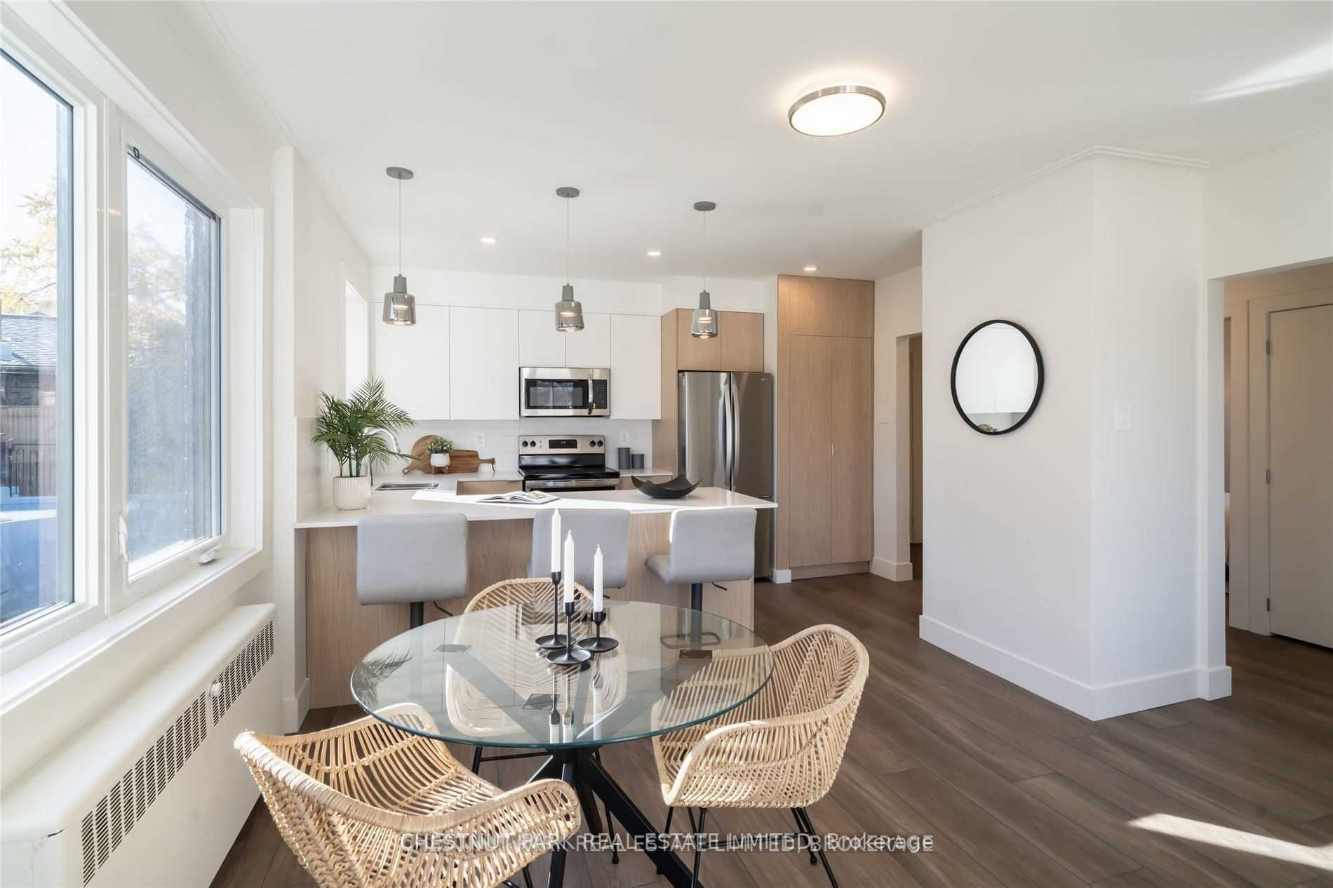 1442 Avenue Road 5, Toronto, ON M5N 2H7