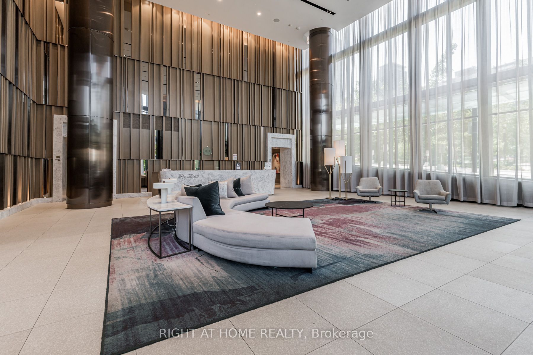 575 Bloor Street E 3006, Toronto, ON M4W 0B2 photo 3
