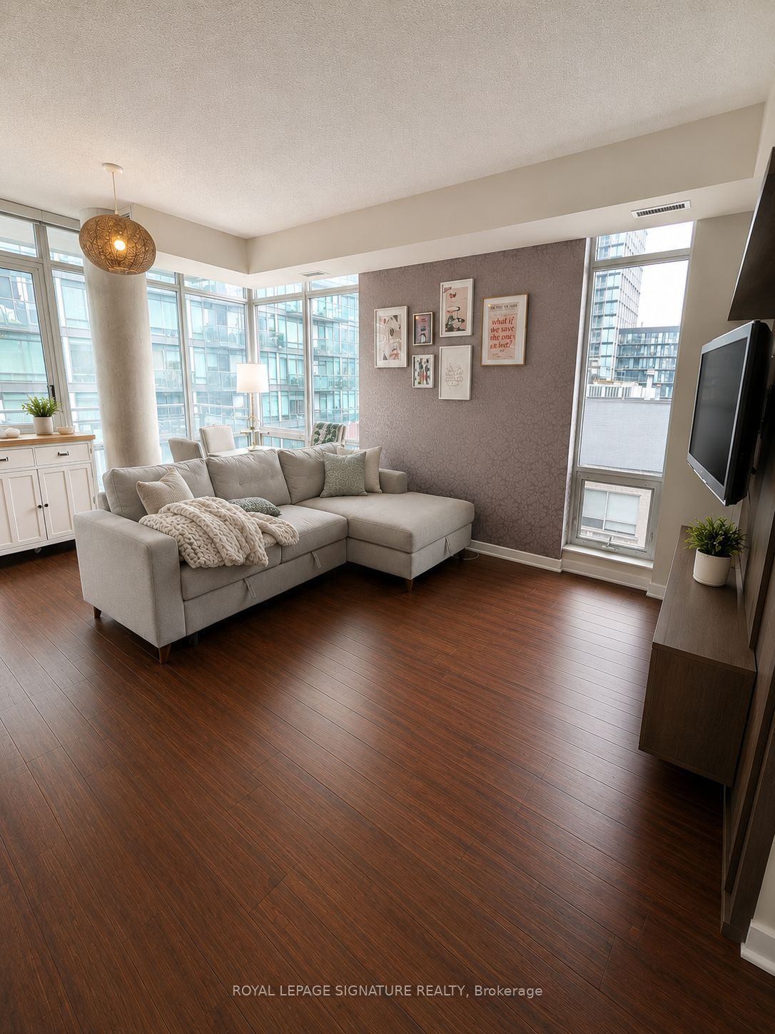 205 Frederick Street 1010, Toronto, ON M5A 4V3 photo 2