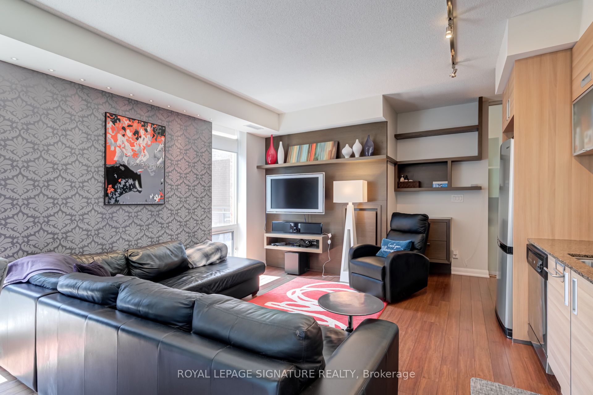 205 Frederick Street 1010, Toronto, ON M5A 4V3 photo 5