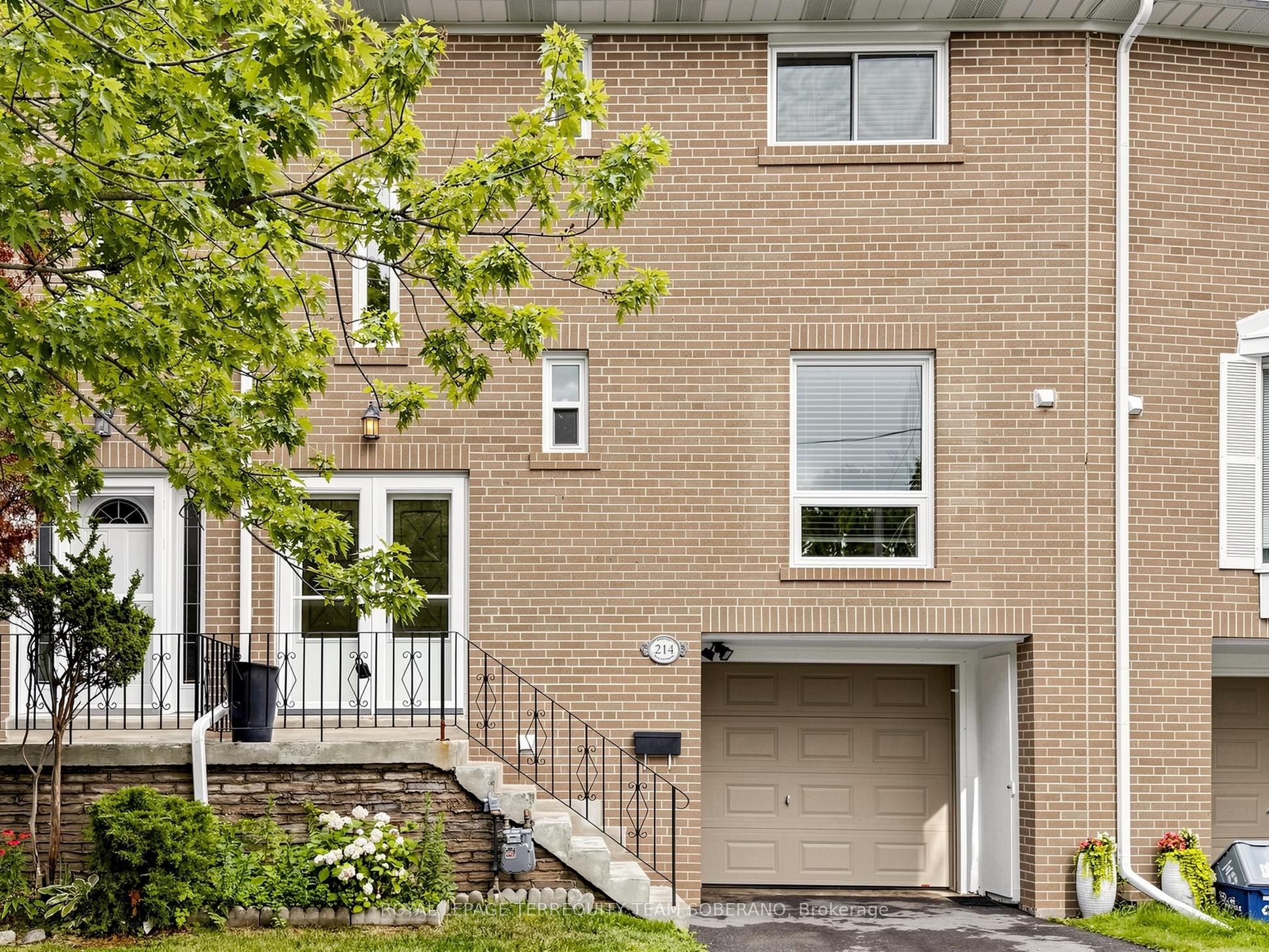 55 Rameau Drive 214, Toronto, ON M2H 1T6 photo 2