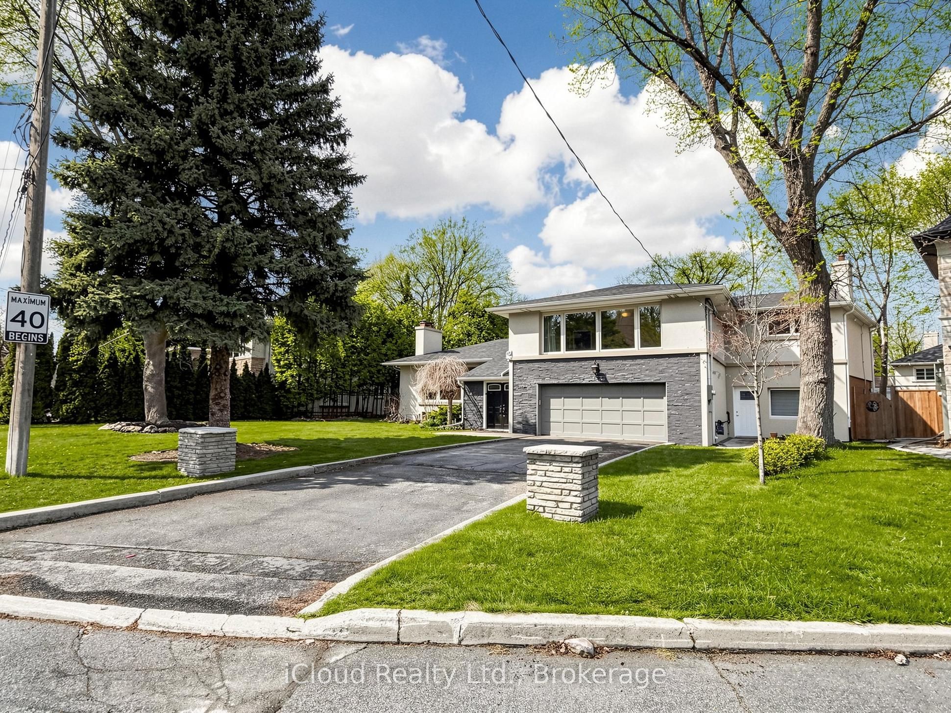 164 Munro Boulevard, Toronto, ON M2P 1C8 photo 2