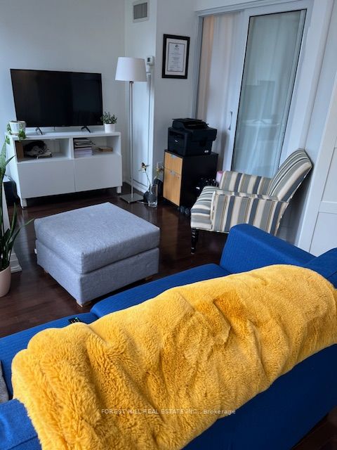 1430 Yonge Street 203, Toronto, ON M4T 1Y6 photo 5