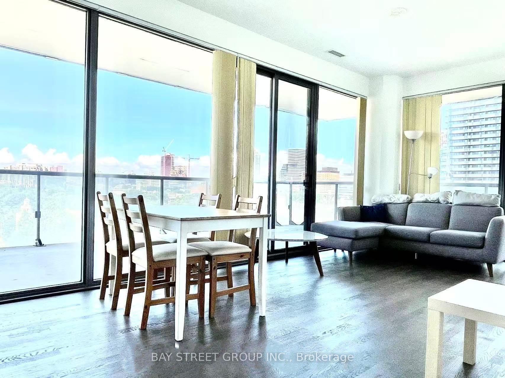 57 St Joseph Street 1019, Toronto, ON M5S 0C5 photo 5