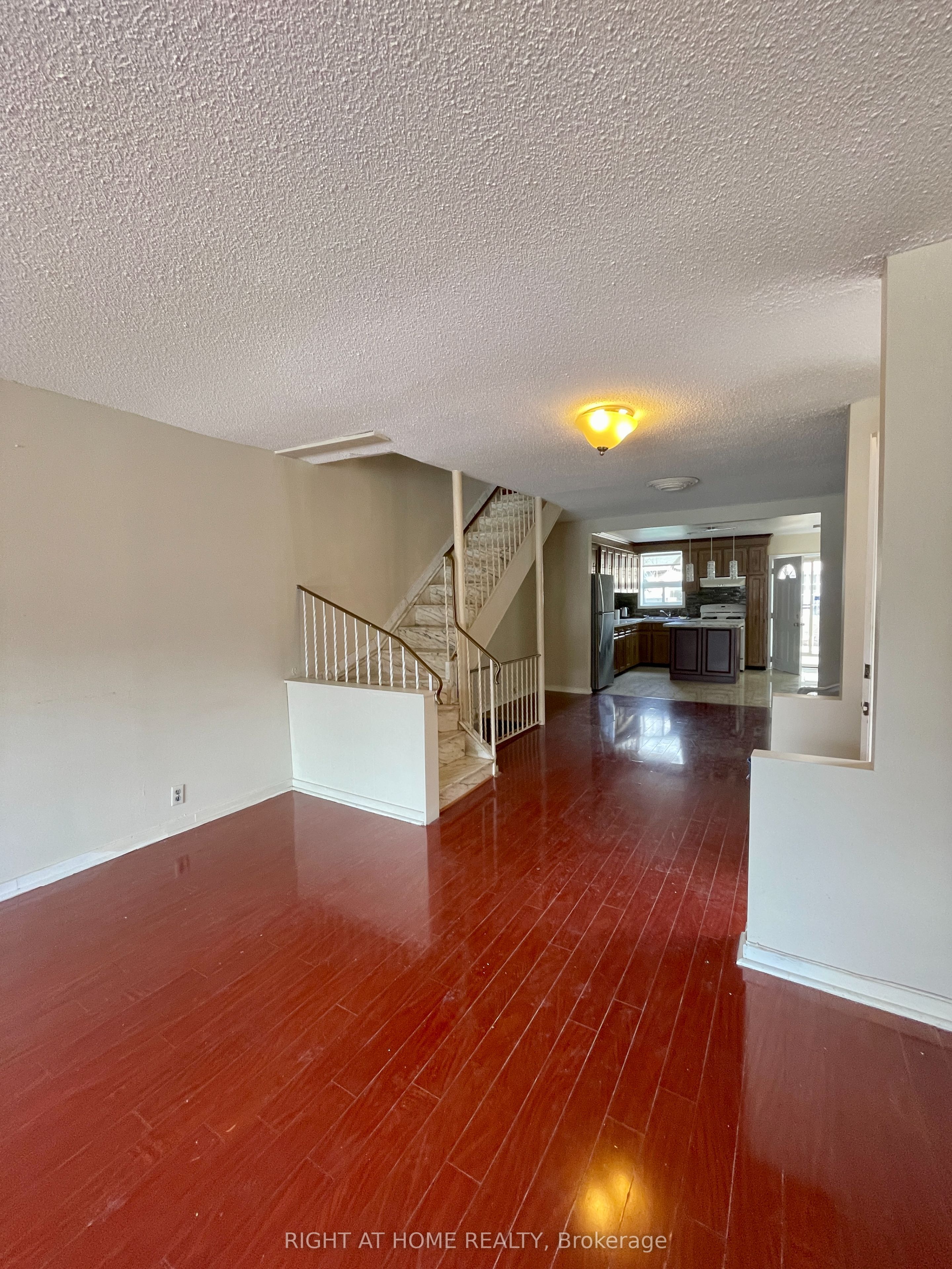 693 Ossington Avenue, Toronto, ON M6G 3T6 photo 3