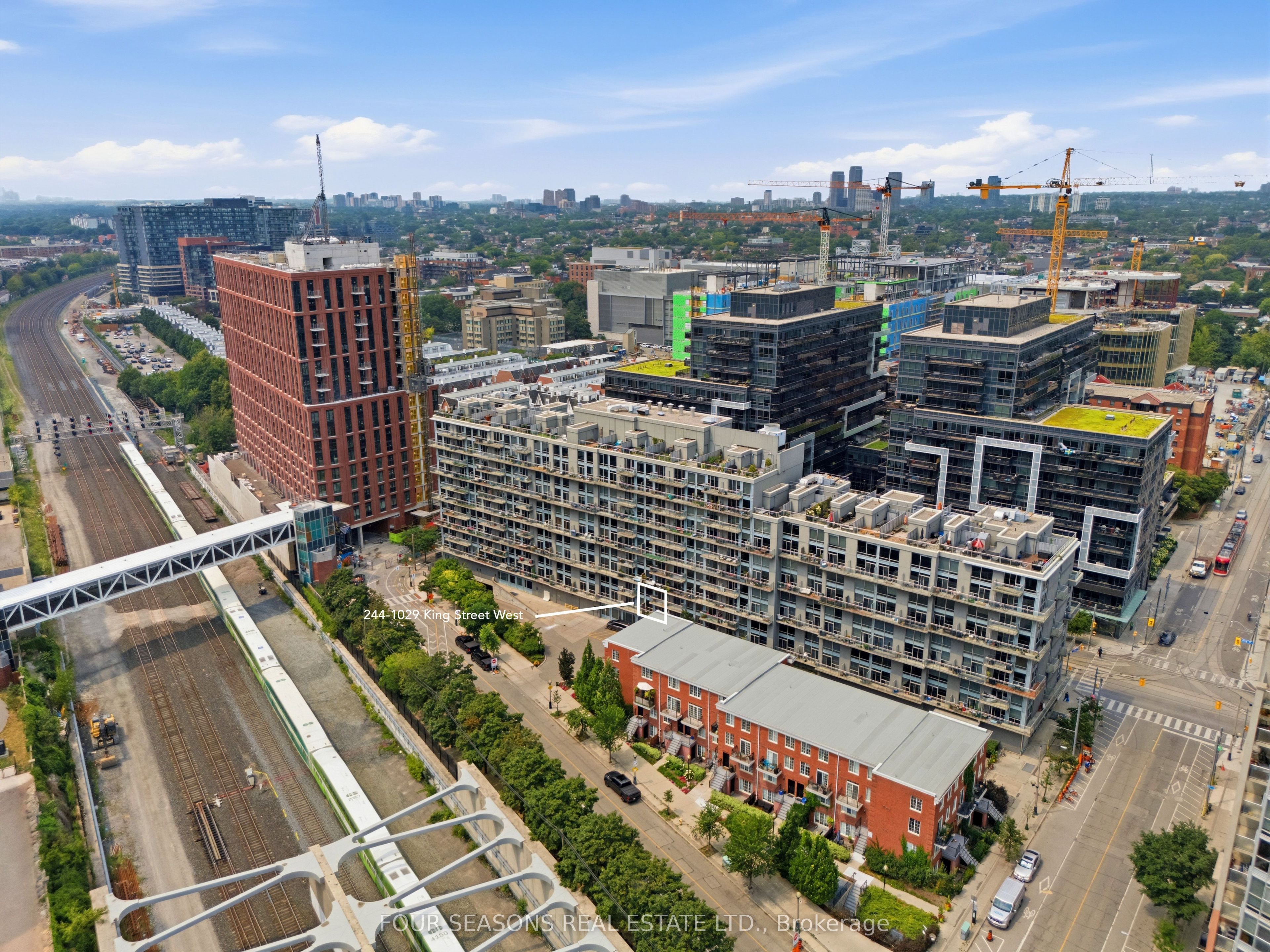1029 King Street W 244, Toronto, ON M6K 3M9