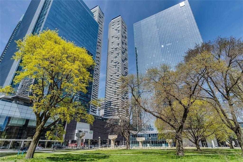 88 Harbour Street 1101, Toronto, ON M5J 0C3
