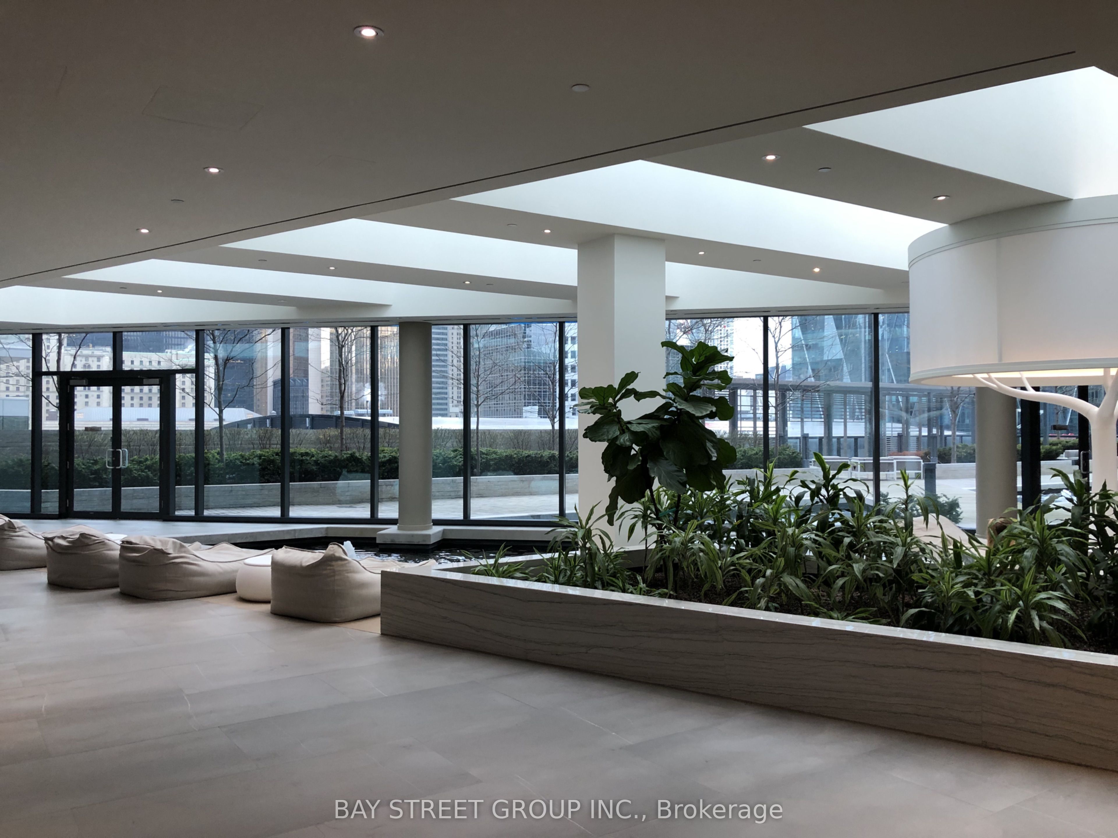 88 Harbour Street 1101, Toronto, ON M5J 0C3 photo 4