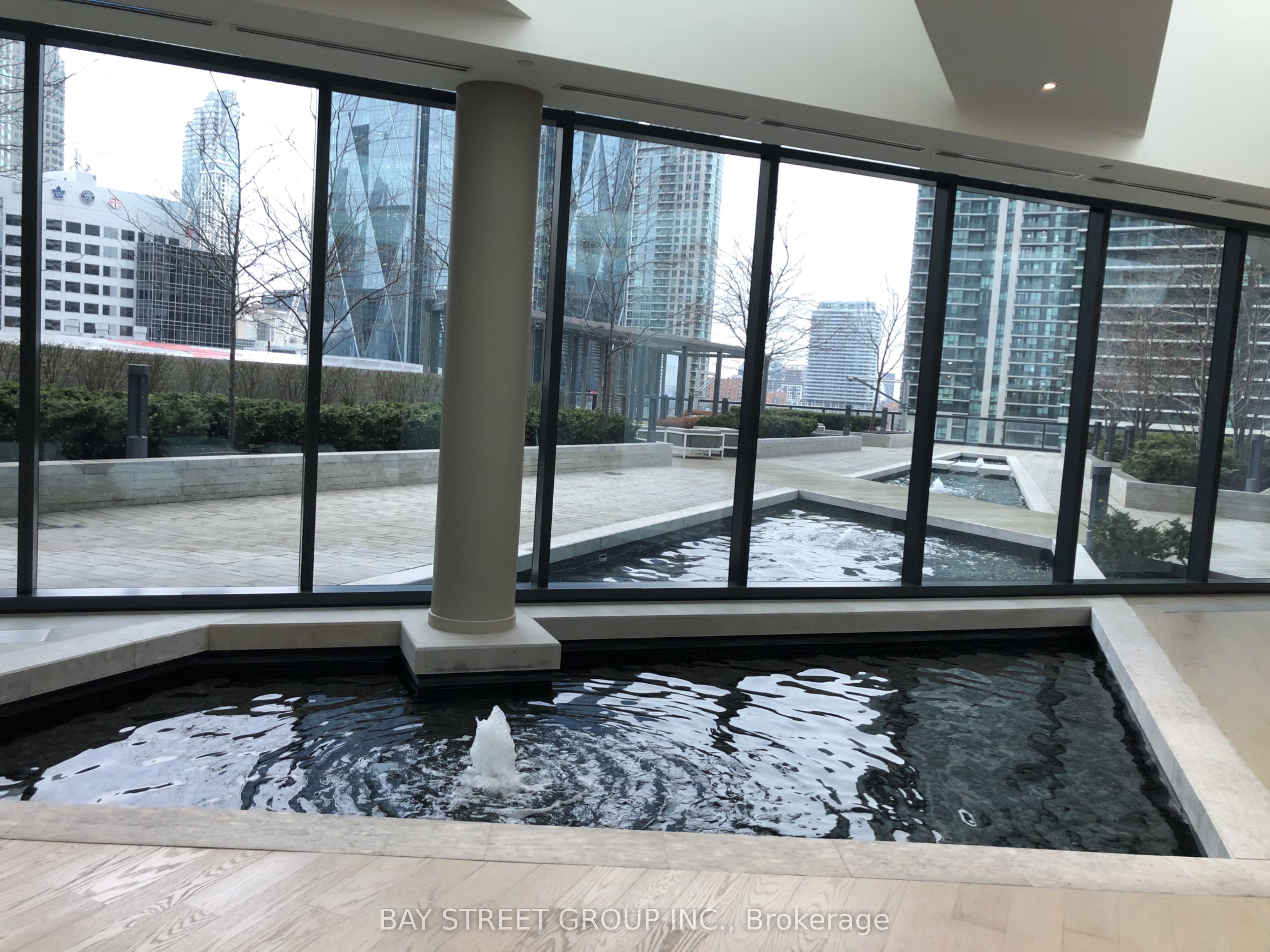 88 Harbour Street 1101, Toronto, ON M5J 0C3 photo 5