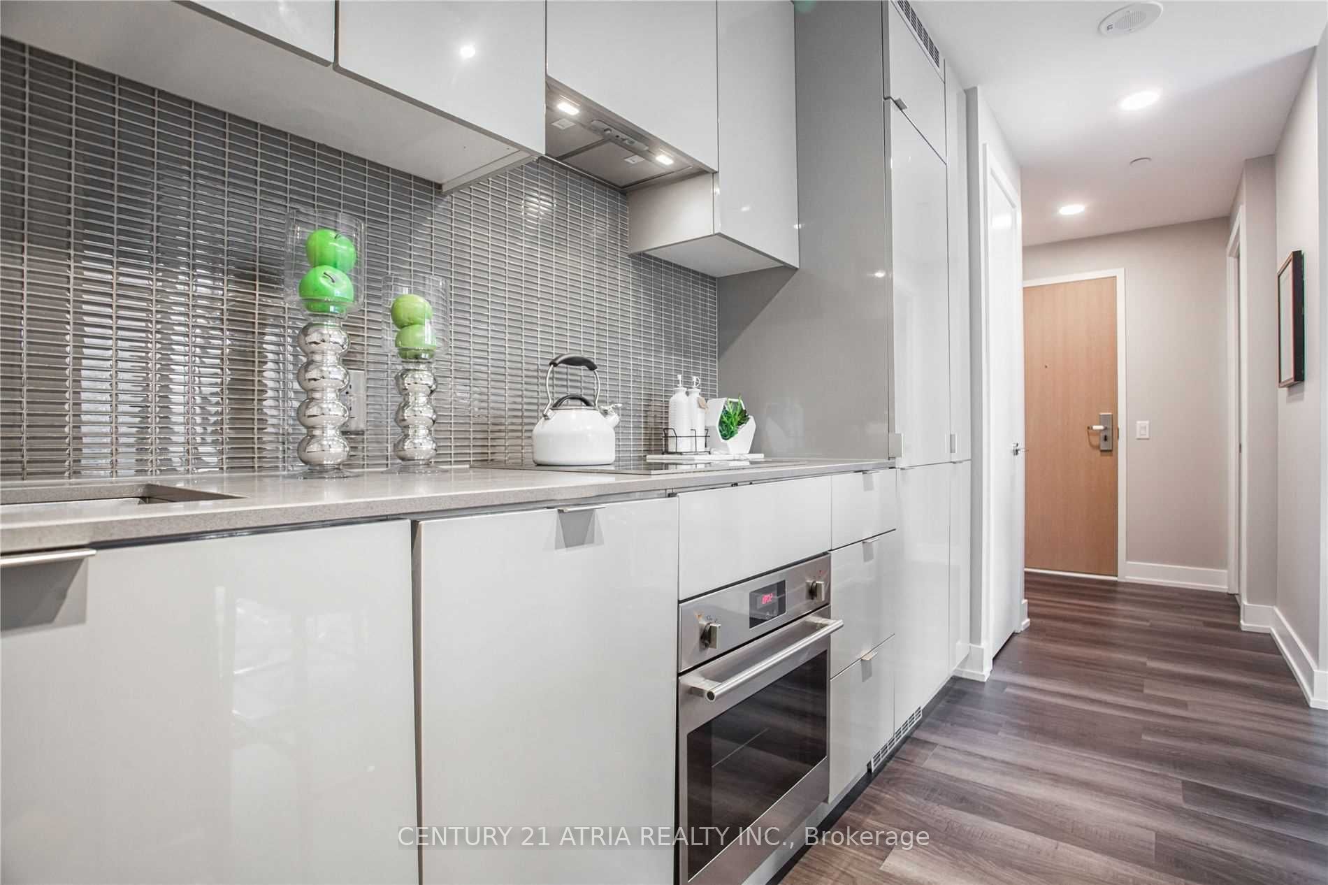 7 Grenville Street 1805, Toronto, ON M4Y 1A1 photo 5