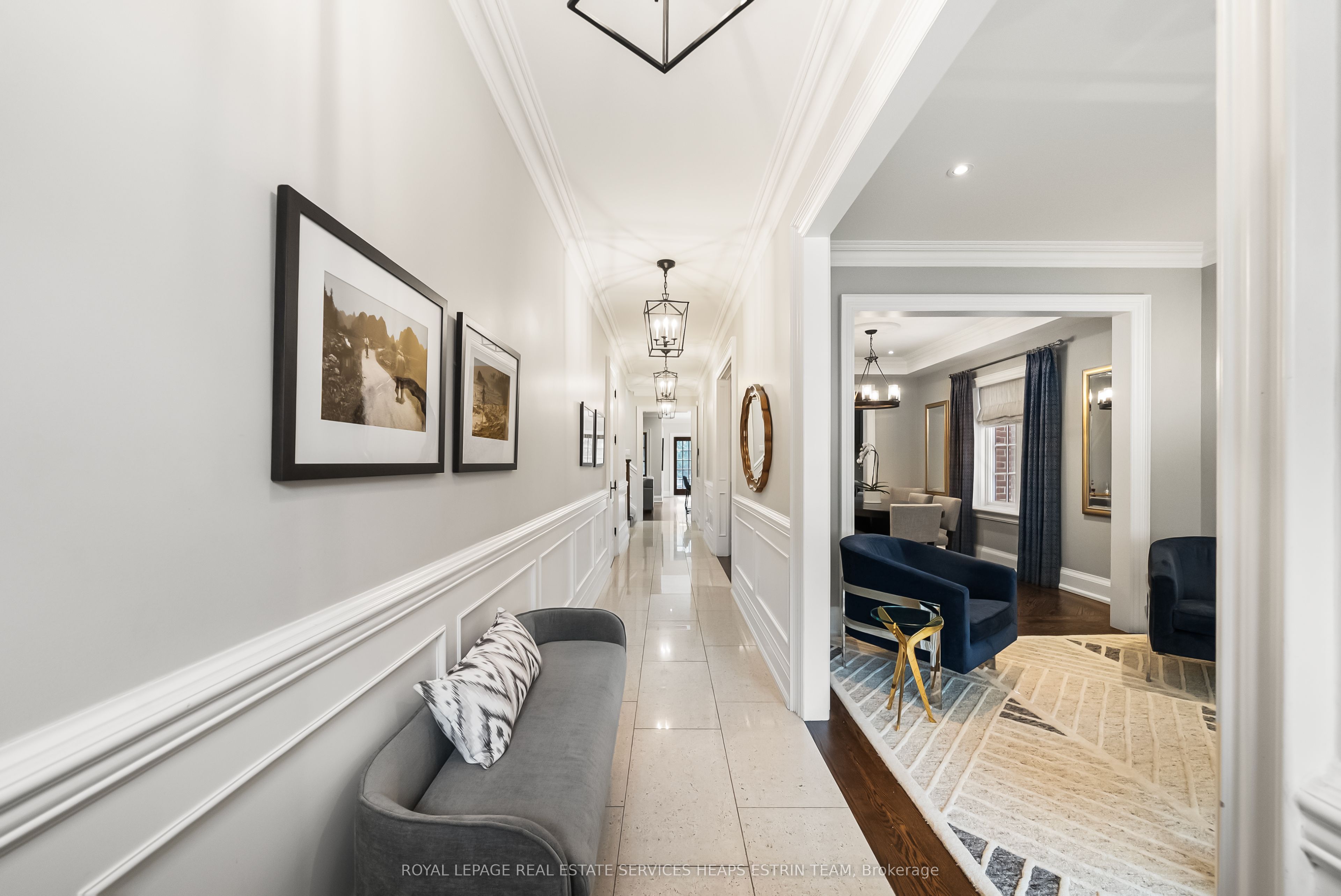151 Sutherland Drive, Toronto, ON M4G 1H8 photo 3
