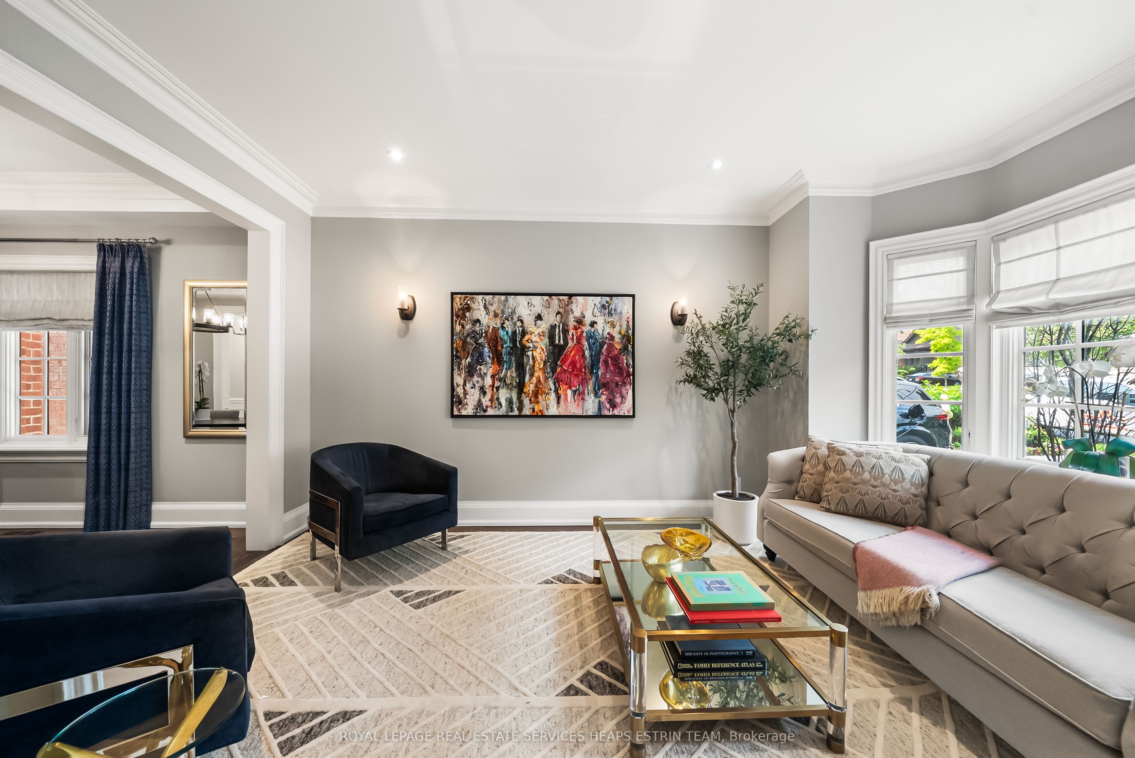 151 Sutherland Drive, Toronto, ON M4G 1H8 photo 5