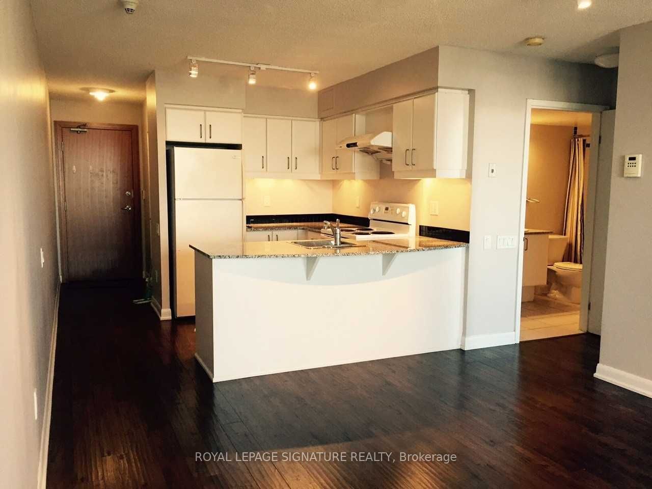33 Sheppard Avenue E 2611, Toronto, ON M2N 7K1 photo 2