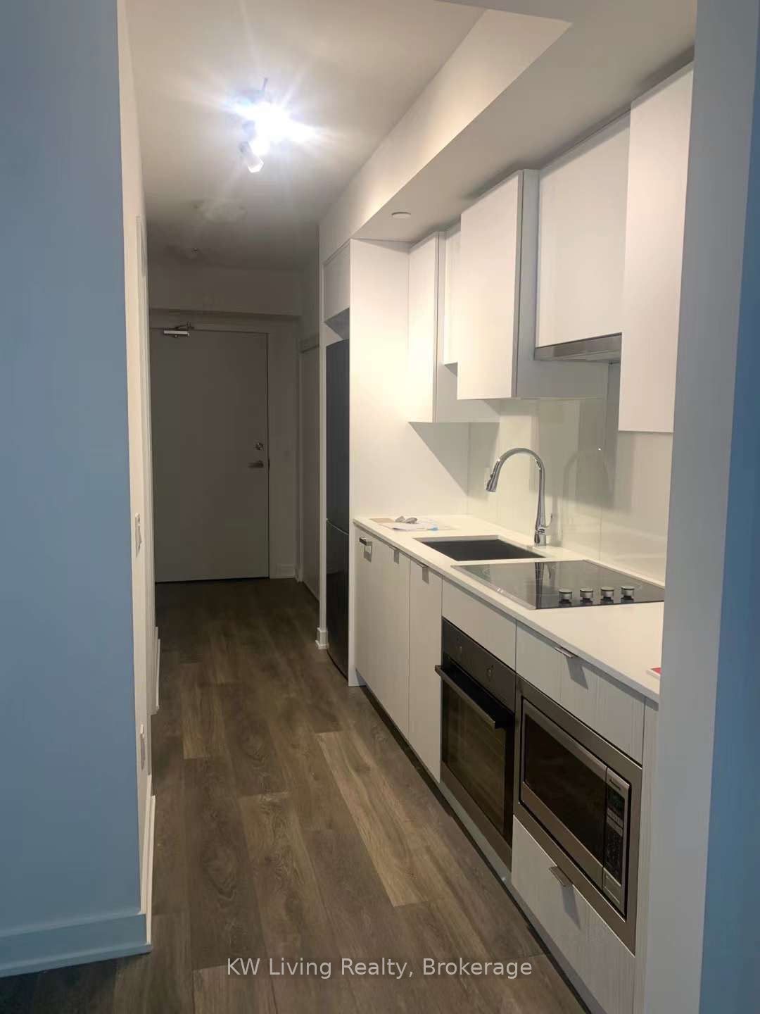 195 Redpath Avenue 1116, Toronto, ON M4P 0E4