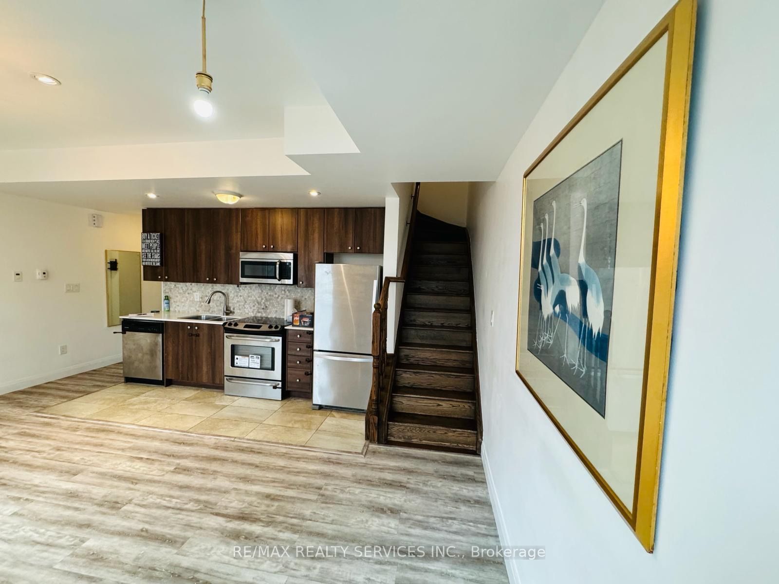 639 Lawrence Avenue W 321, Toronto, ON M6A 1A9 photo 3