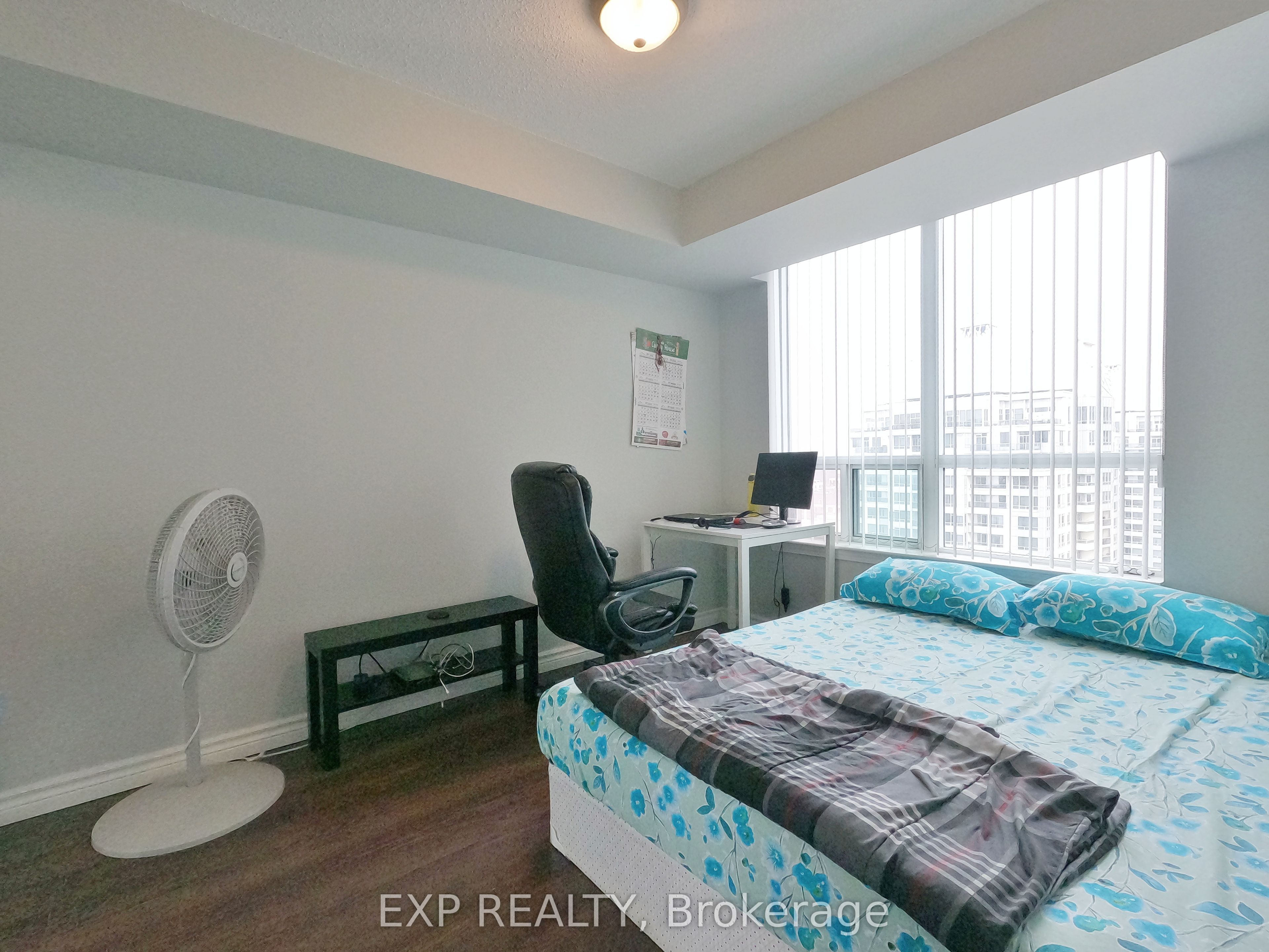 17 Barberry Place 1803, Toronto, ON M2K 1G9 photo 2