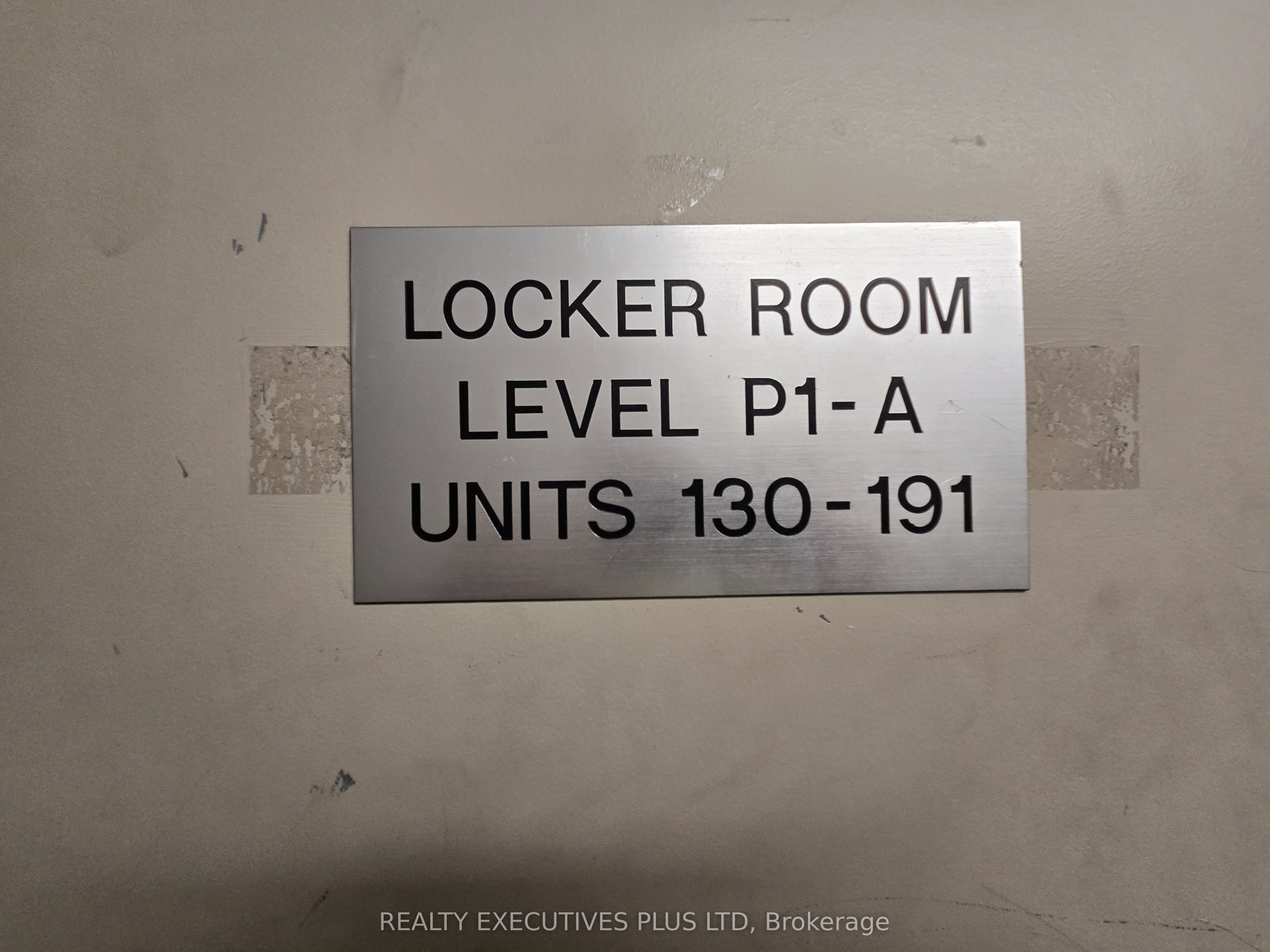 15 Fort York Boulevard Locker 148, Toronto, ON M5V 3Y3 photo 3