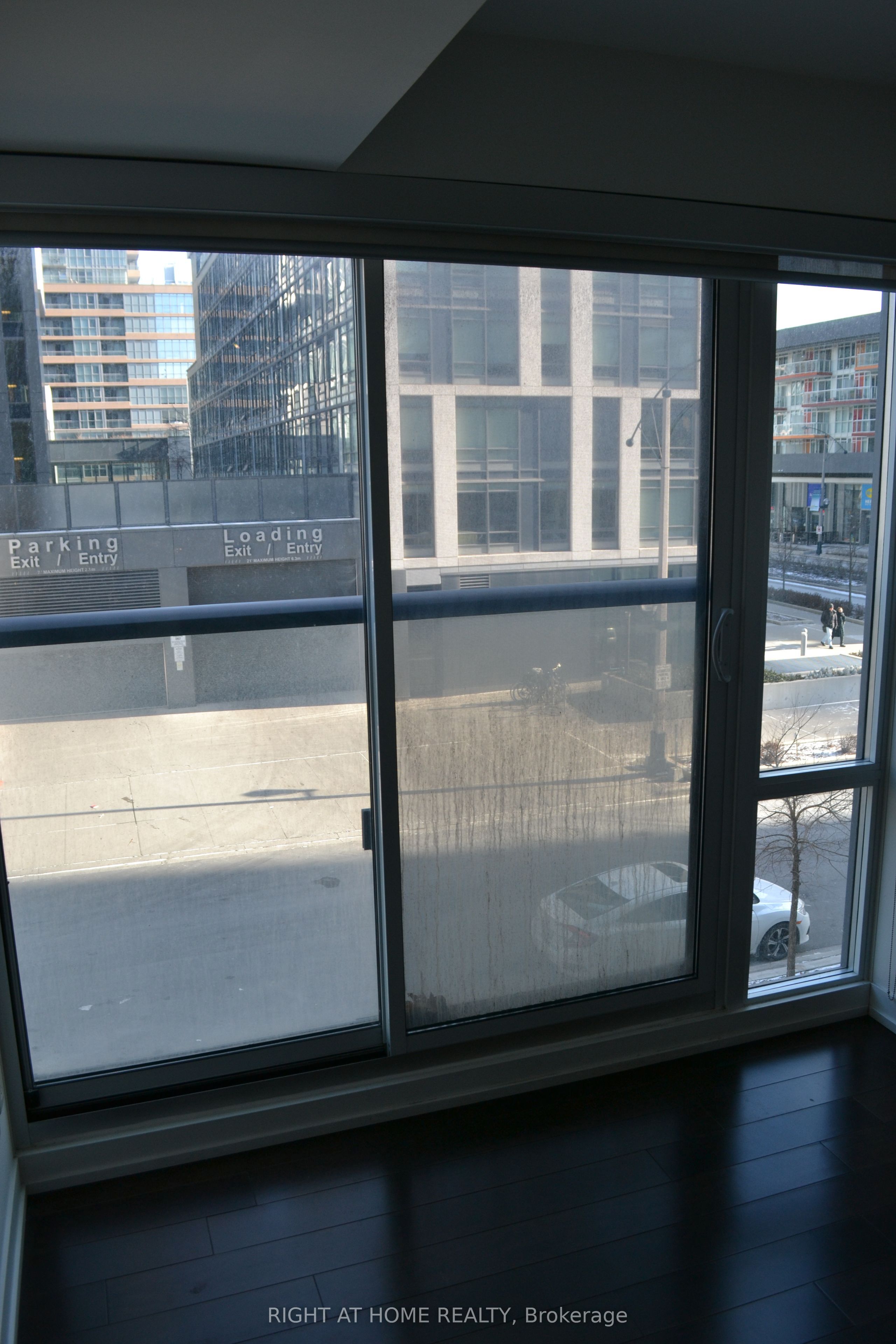 170 Fort York Boulevard 207, Toronto, ON M5V 0E6 photo 2