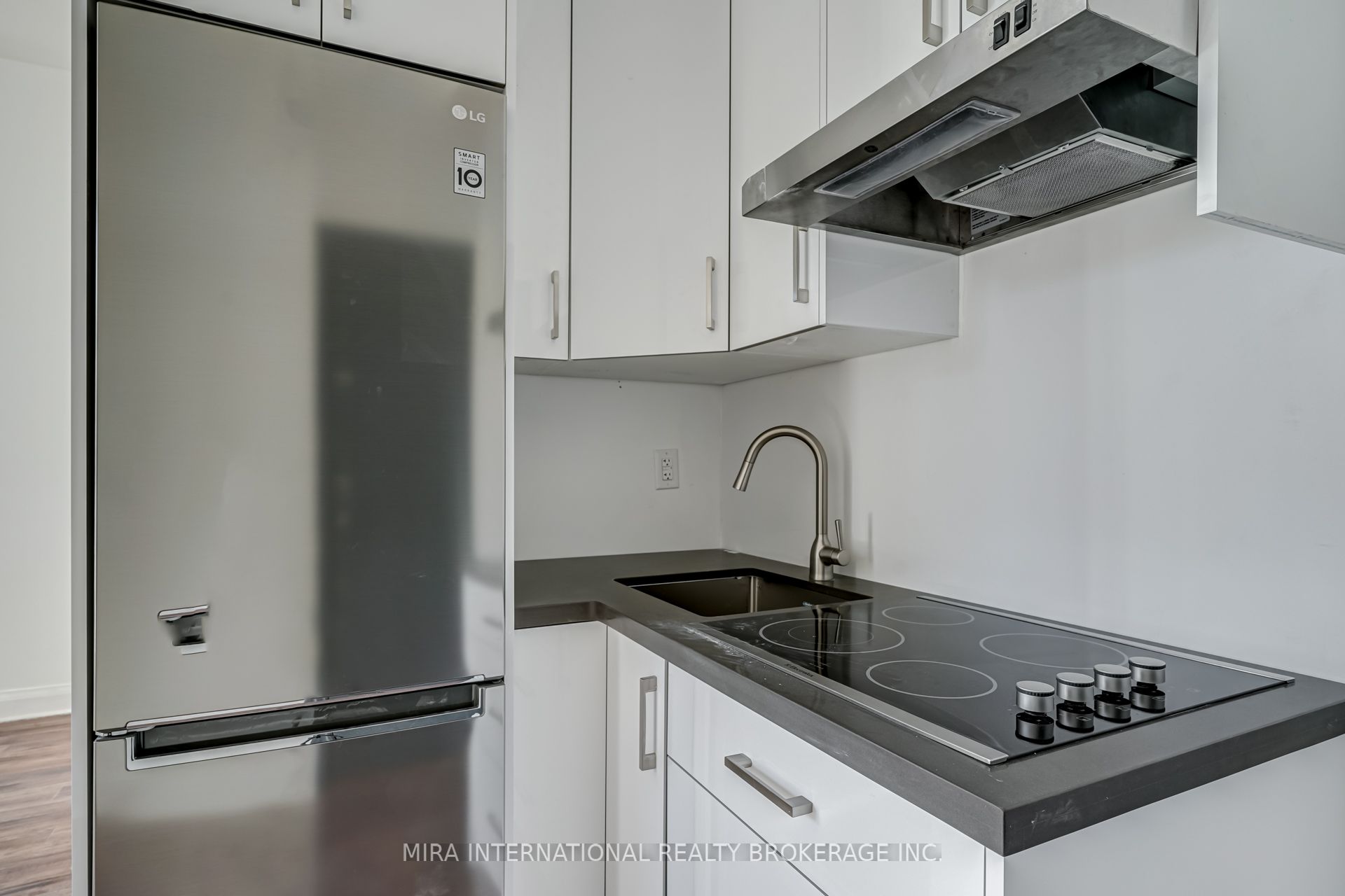 180 Sherbourne Street 101, Toronto, ON M5A 2R7 photo 5