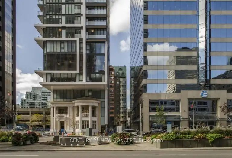 426 University Avenue 1903, Toronto, ON M5G 1S9
