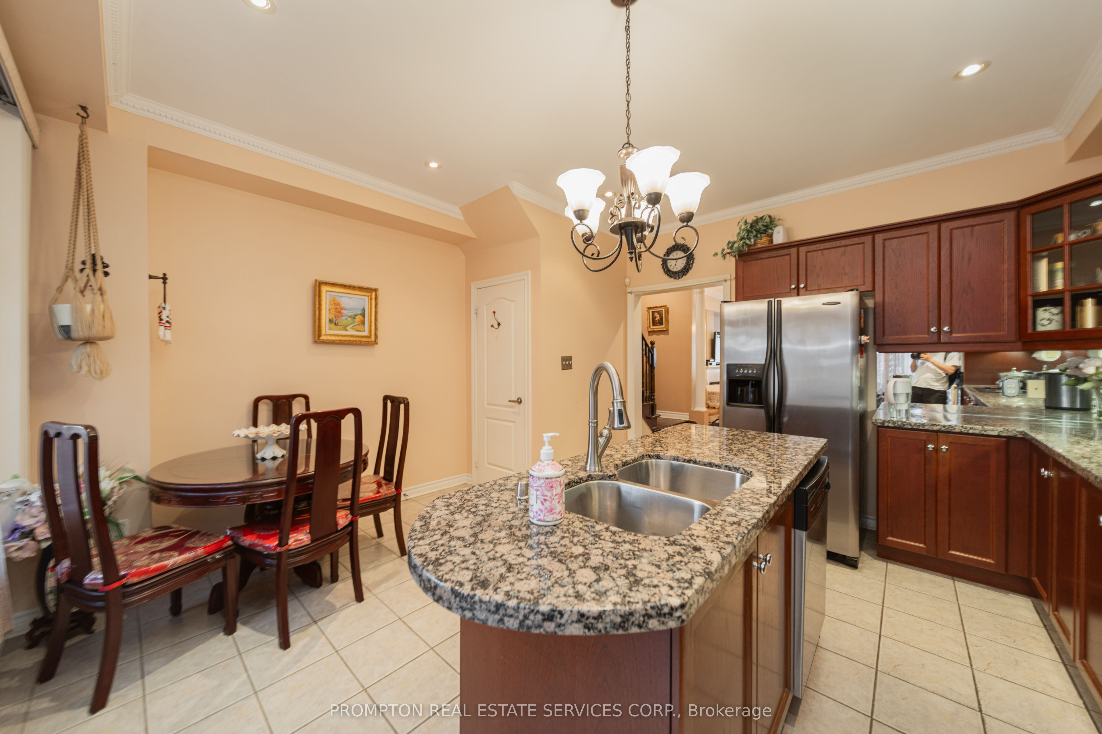 25 Routliffe Lane, Toronto, ON M2N 0A5 photo 4