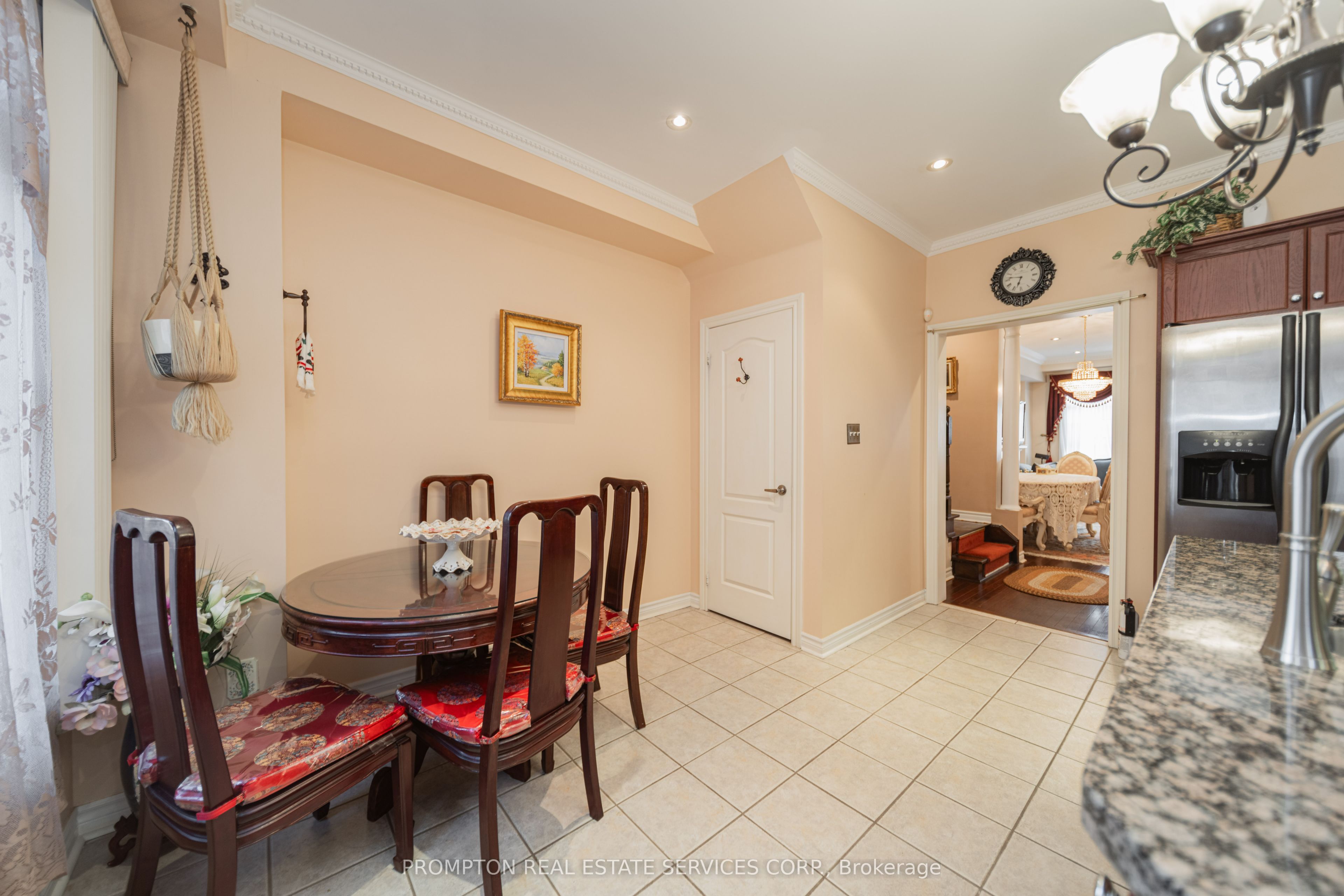 25 Routliffe Lane, Toronto, ON M2N 0A5 photo 5