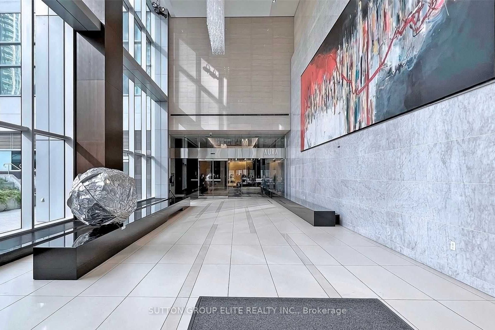 386 Yonge Street 2903, Toronto, ON M5B 0A5 photo 3