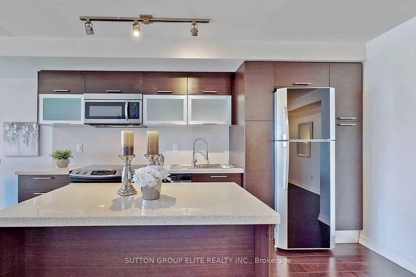 386 Yonge Street 2903, Toronto, ON M5B 0A5 photo 5