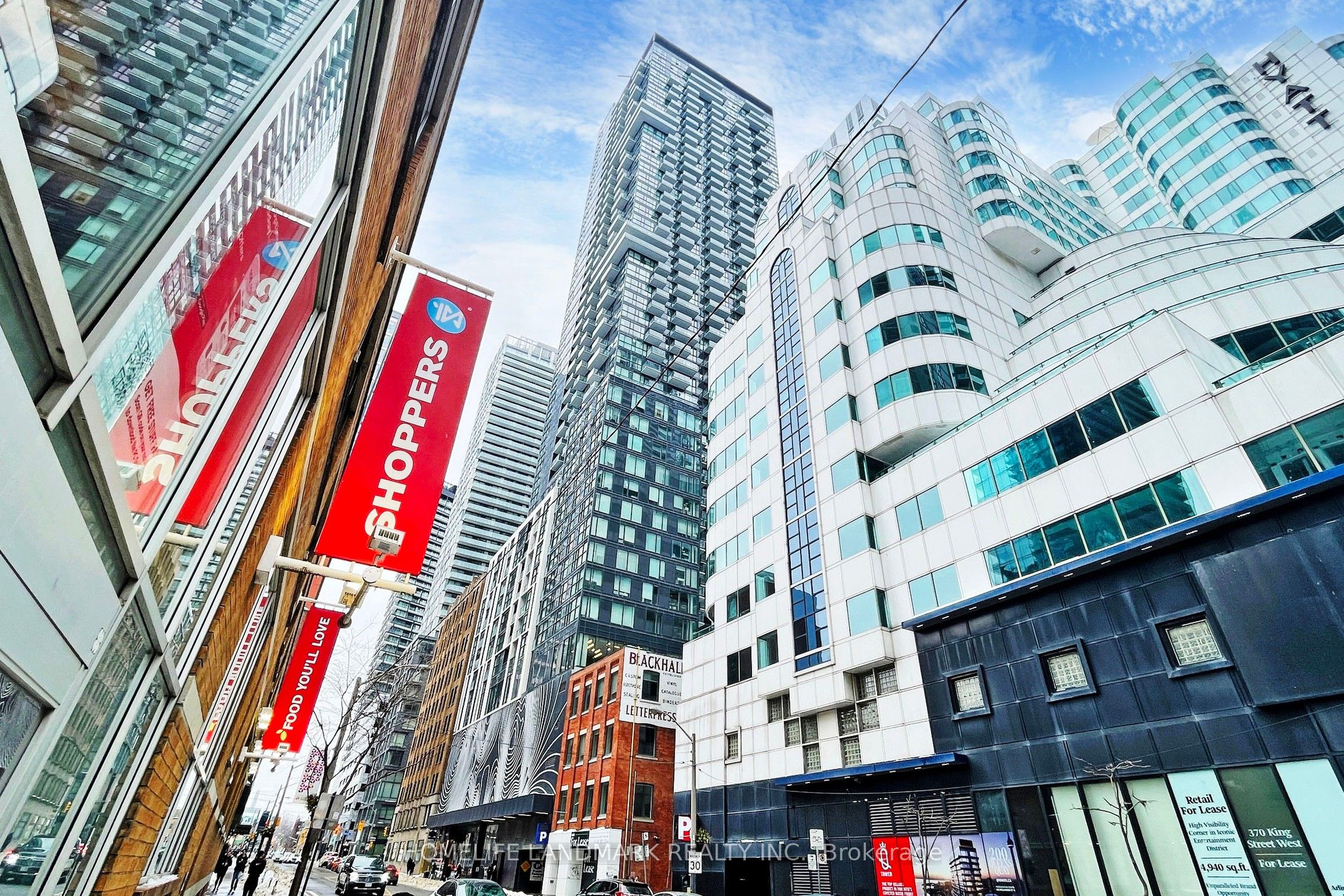 87 Peter Street 617, Toronto, ON M5V 0P1