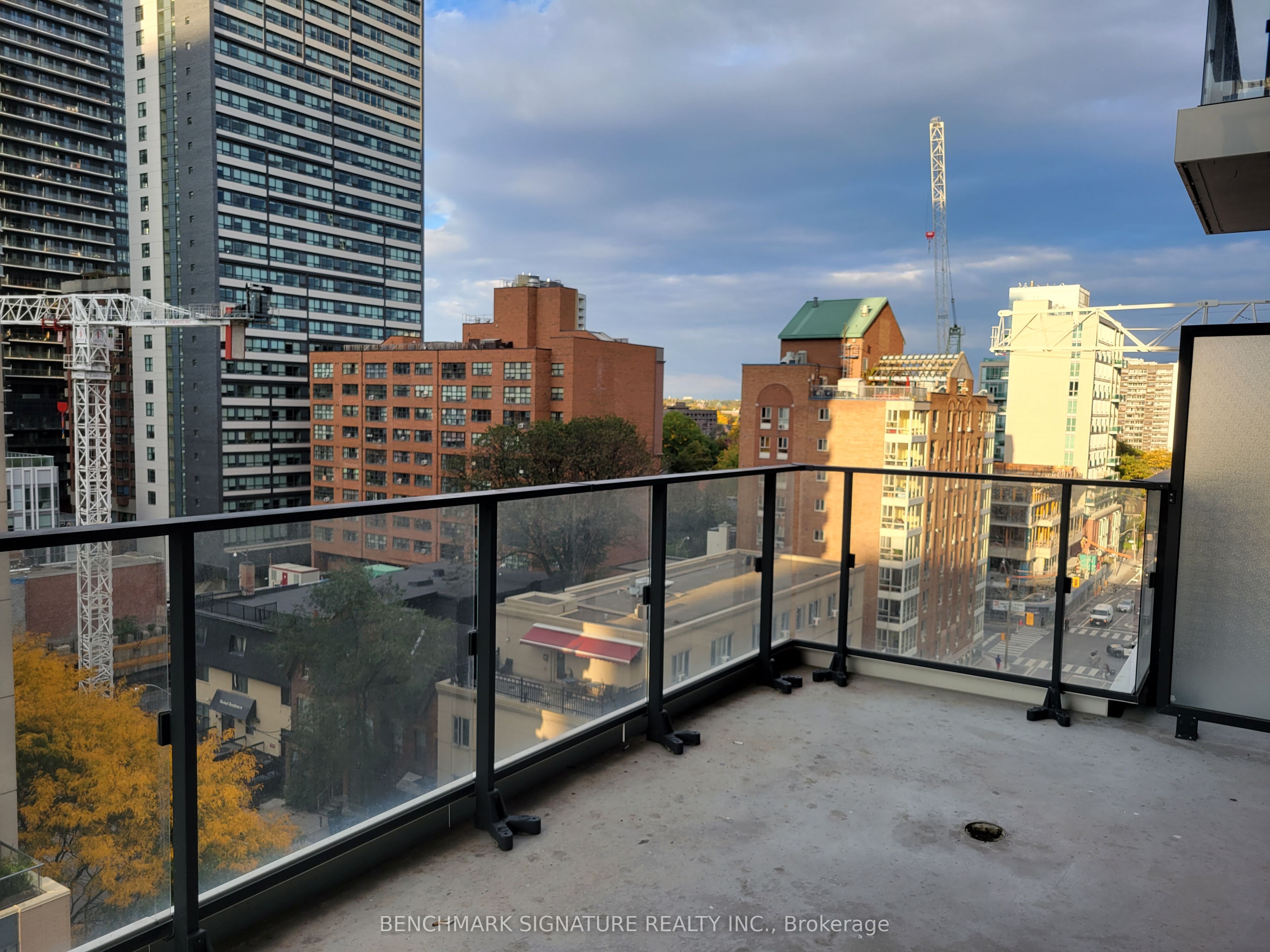 77 Shuter Street 911, Toronto, ON M5B 0B8 photo 2