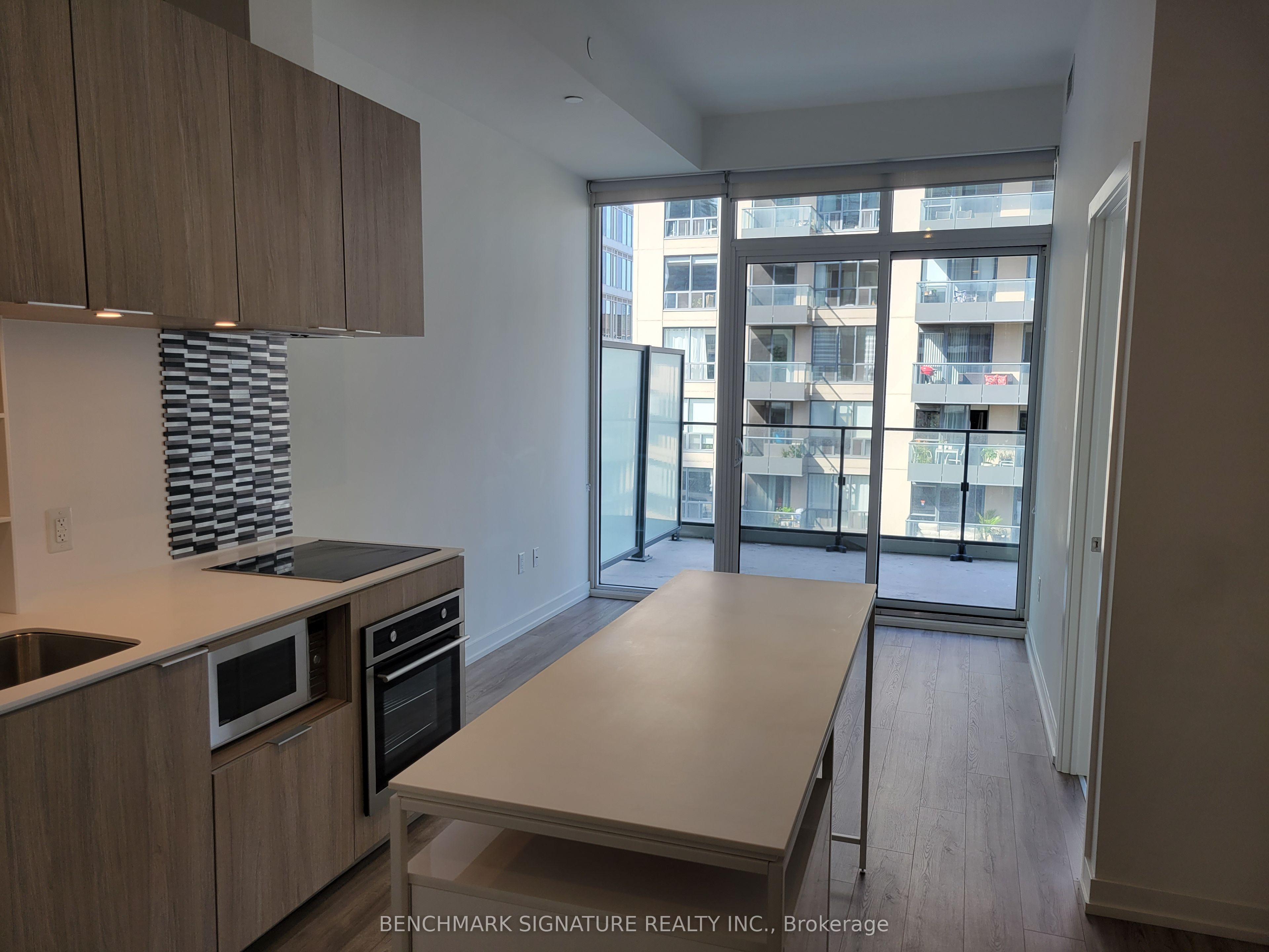 77 Shuter Street 911, Toronto, ON M5B 0B8 photo 5