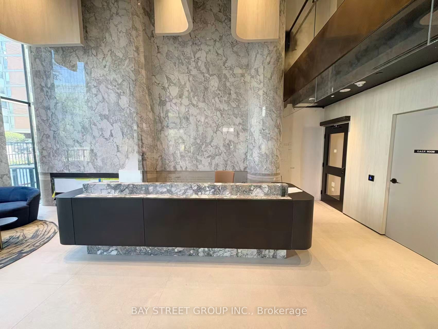 91 Montclair Avenue 737, Toronto, ON M5P 0B1 photo 3