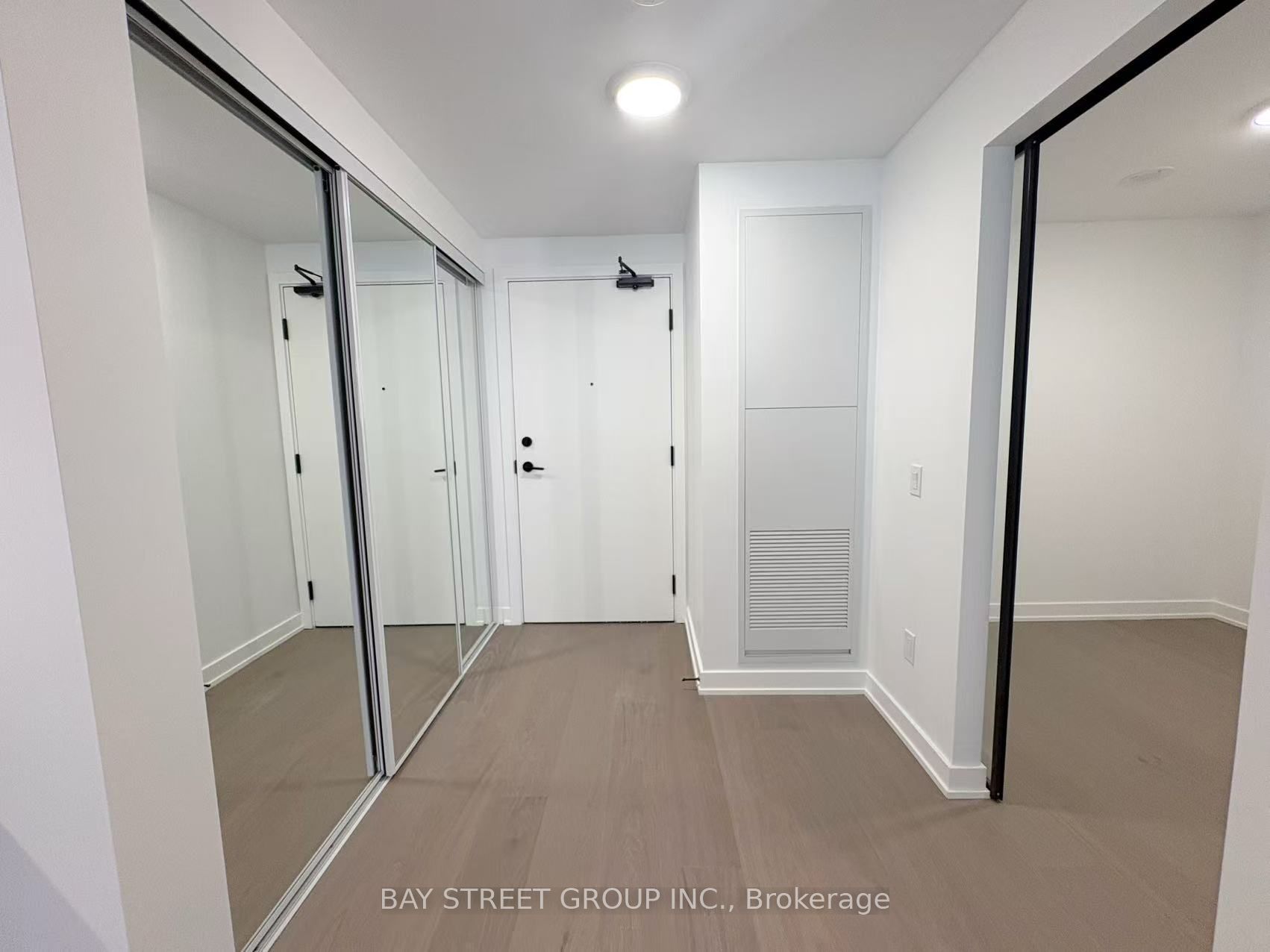 91 Montclair Avenue 737, Toronto, ON M5P 0B1 photo 4
