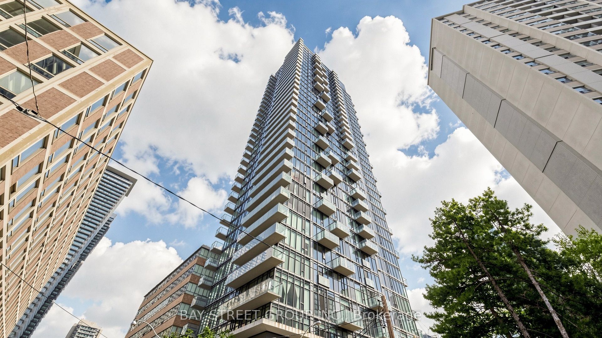 75 St Nicholas Street 311, Toronto, ON M4Y 0A5 photo 4