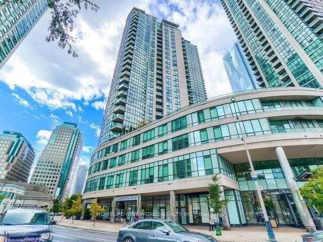 12 Yonge Street 1709, Toronto, ON M5E 1R4
