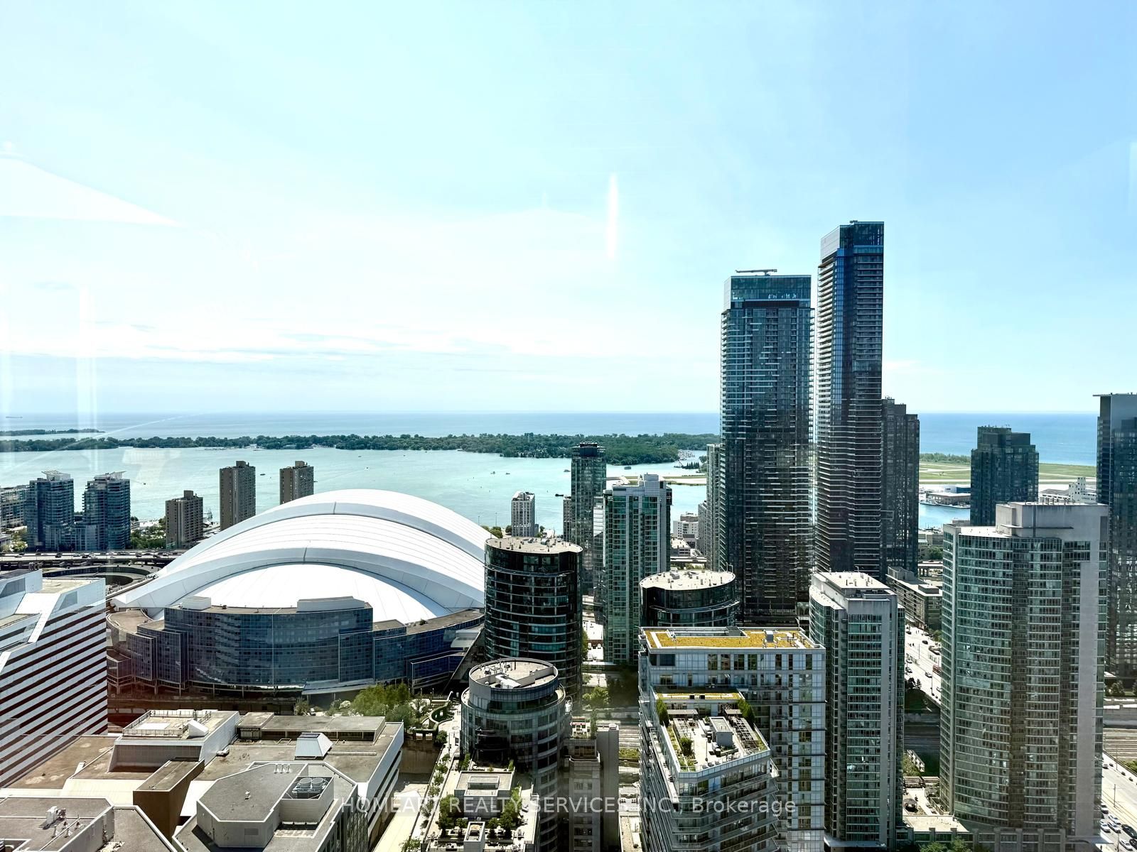 1 Concord Cityplace Way 4912, Toronto, ON M5V 0X3
