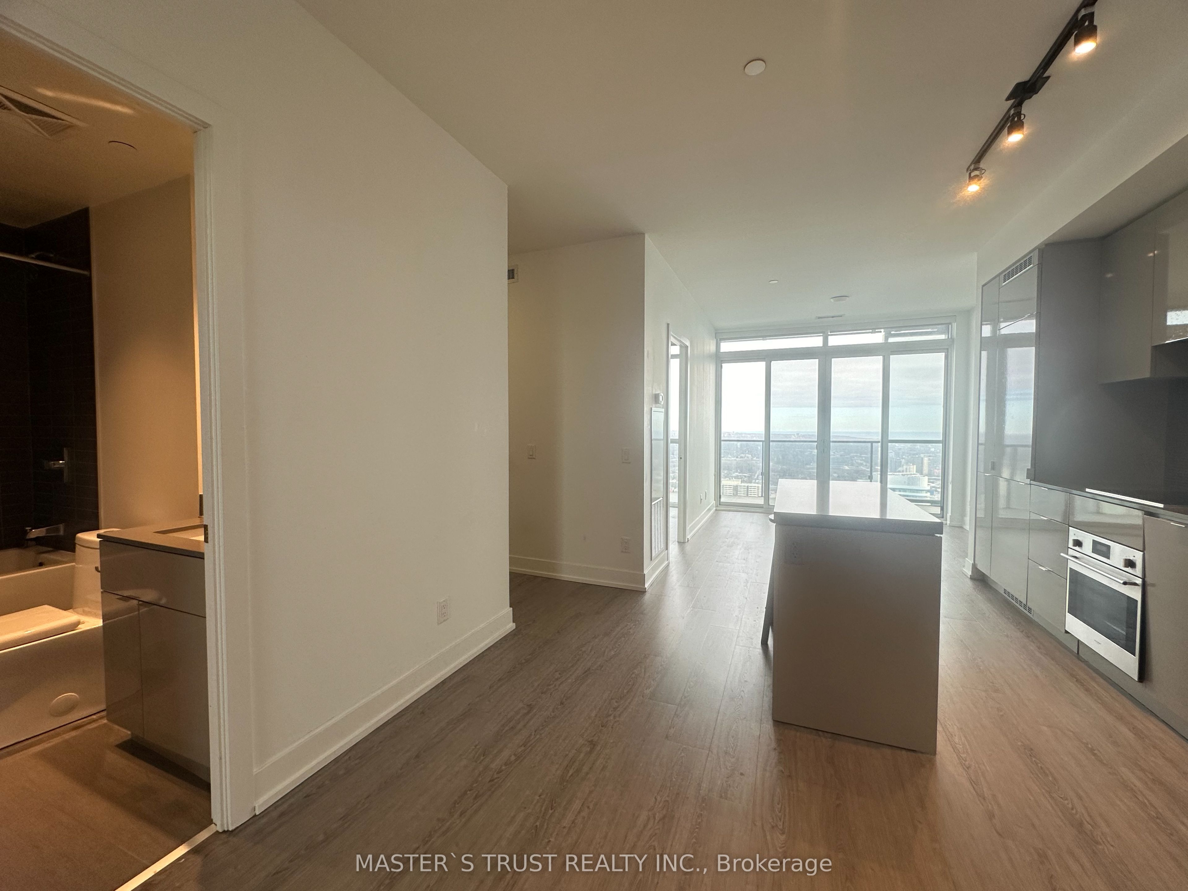 7 Grenville Street 5806, Toronto, ON M4Y 0E9 photo 3