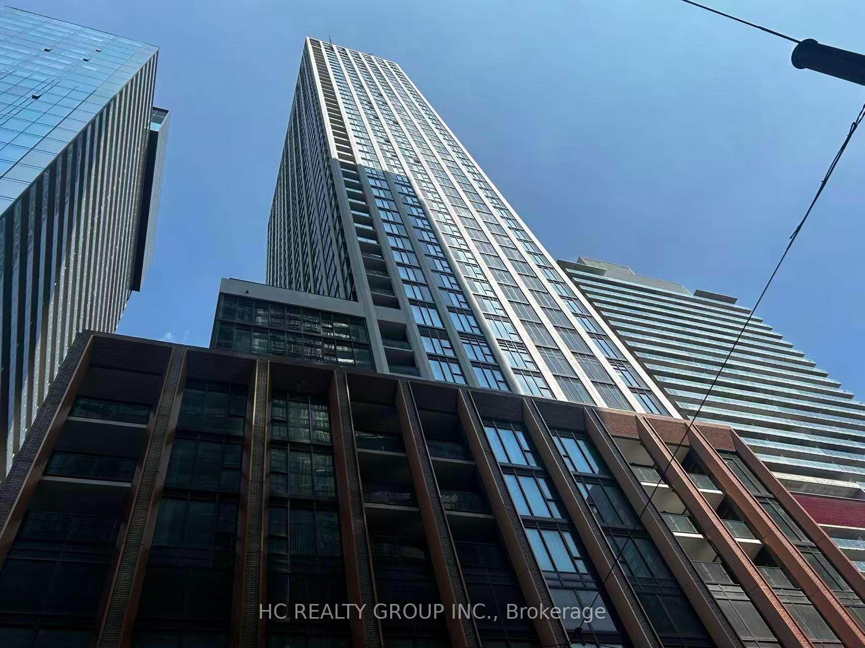 400 King Street W 1719, Toronto, ON M5V 1K2