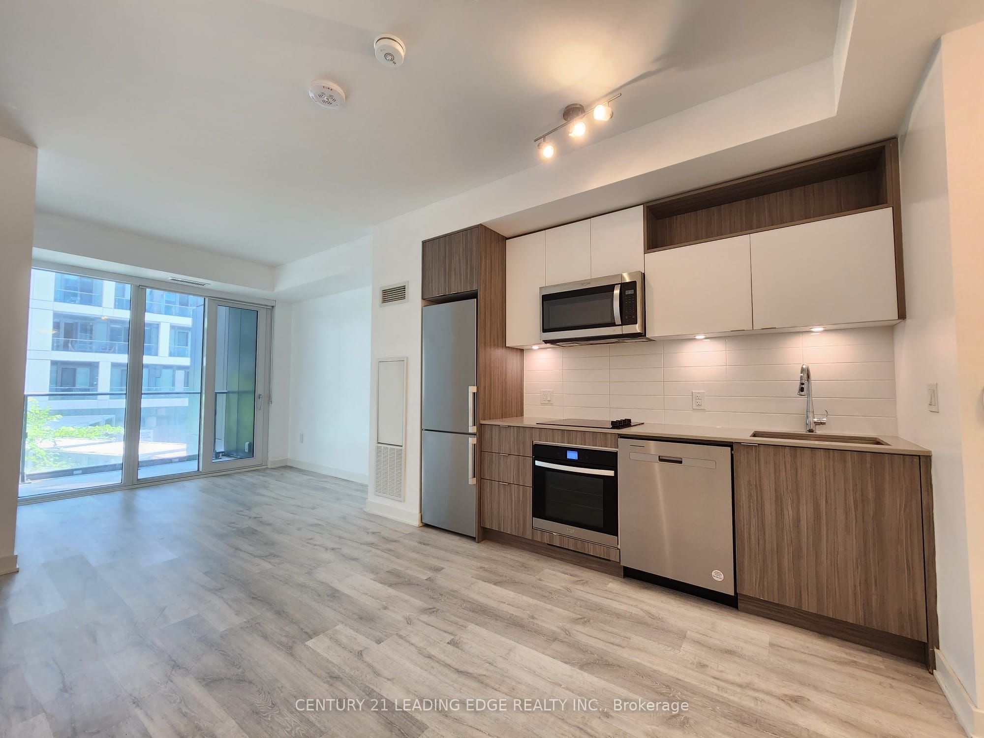 135 Lower Sherbourne Street 1243, Toronto, ON M5A 1Y4 photo 2